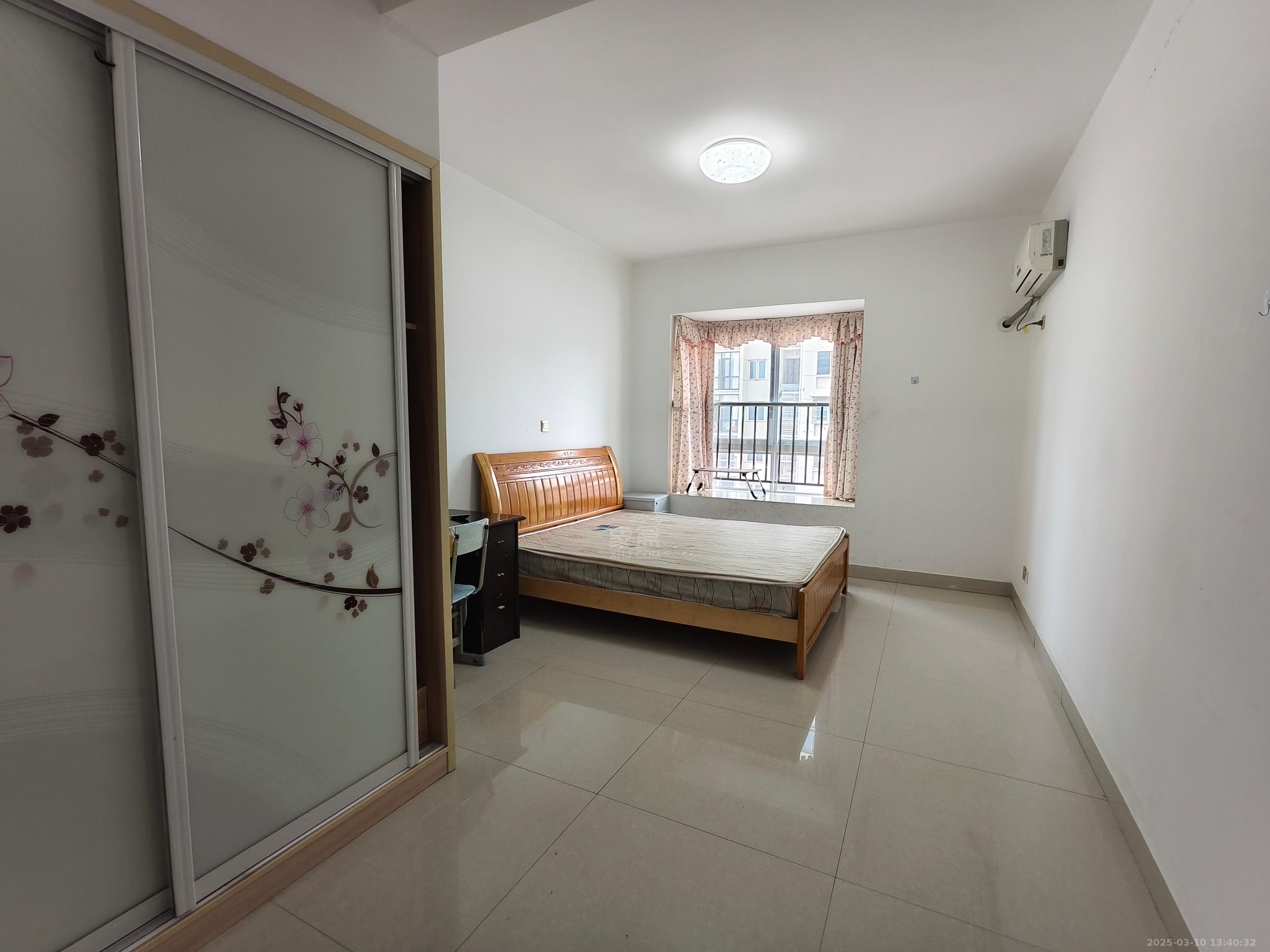 康馨佳园 3室2厅1卫 1600.0元/月 康馨佳园 3室2厅1卫 1600.0元/月室内图