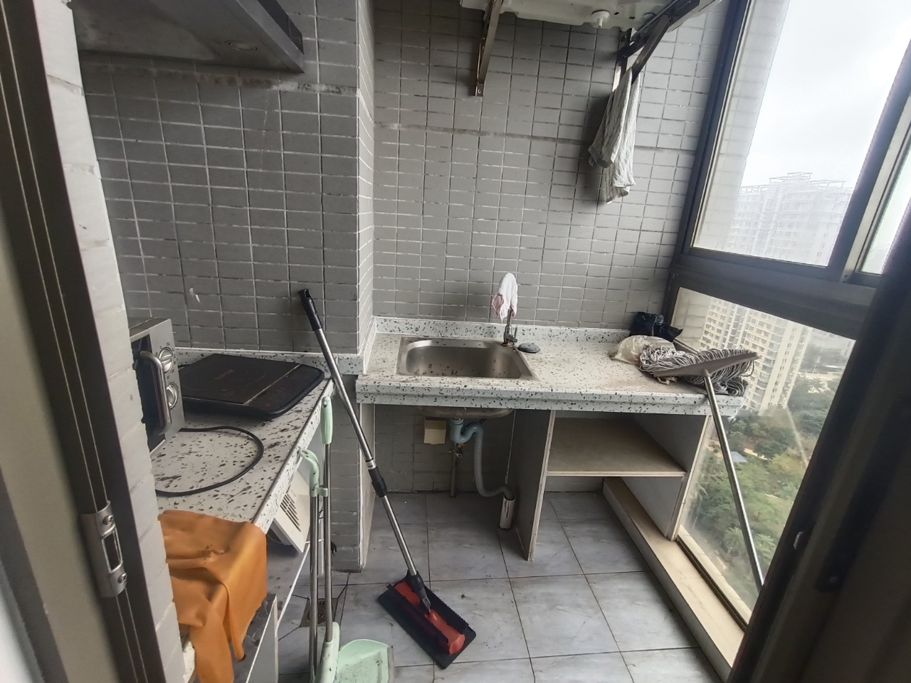 海岸壹号 1室1厅1卫 100.0万 海岸壹号 1室1厅1卫 100.0万室内图