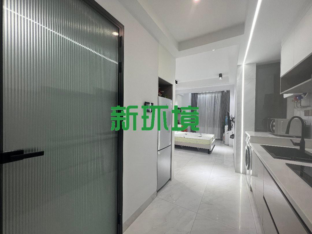 中建凤栖台  1室1厅1卫   27.80万客厅