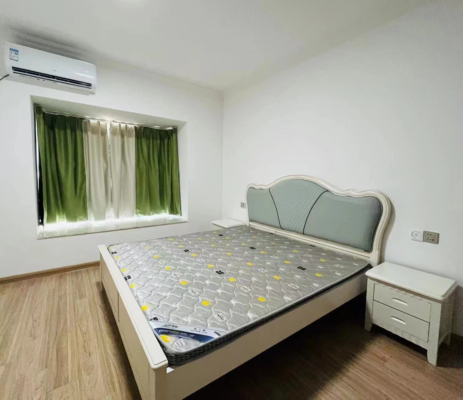 碧桂园梓山府 3室2厅2卫 2000.0元/月 碧桂园梓山府 3室2厅2卫 2000.0元/月室内图