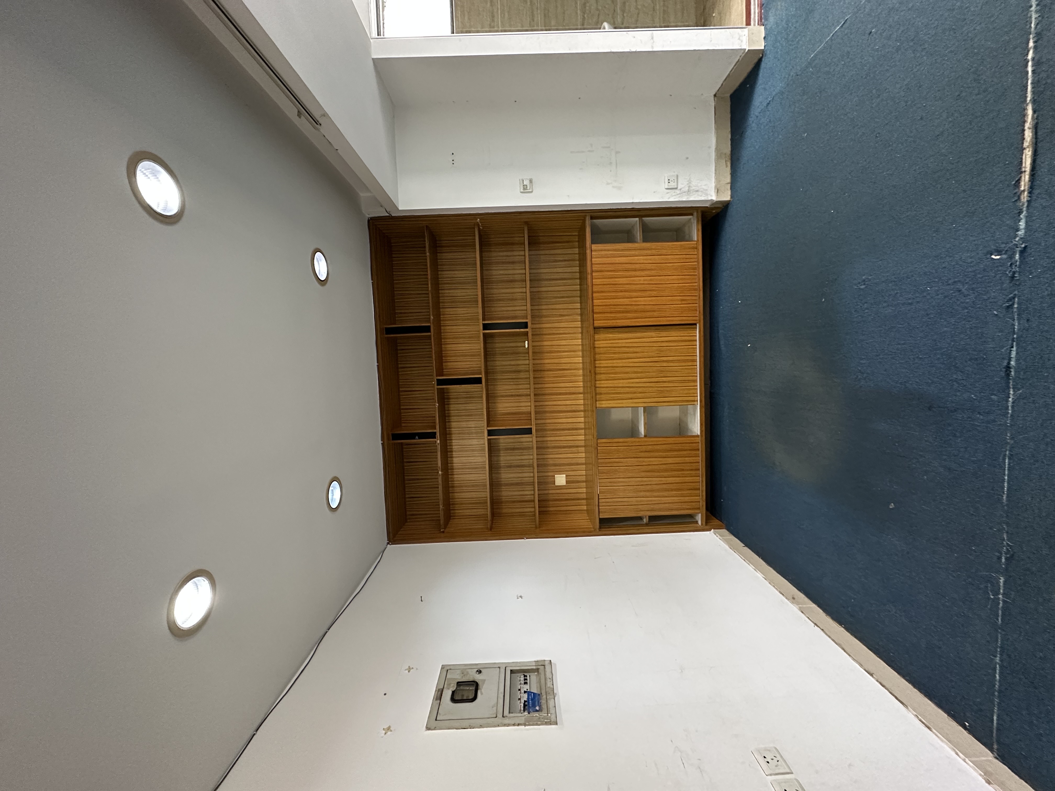 蓝天丽城 2室1厅1卫 80.0万 蓝天丽城 2室1厅1卫 80.0万客厅