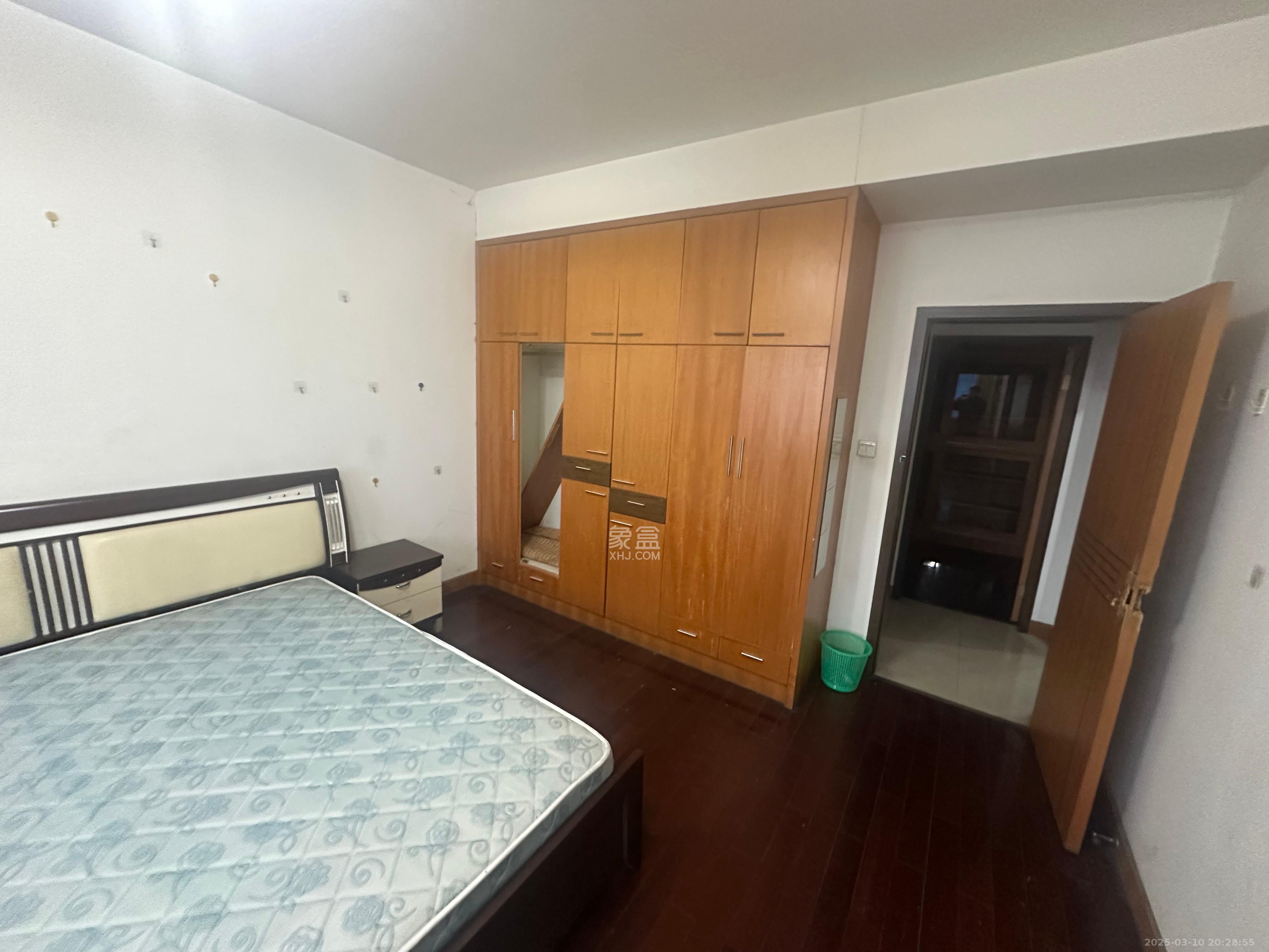 窑塘新村 1室0厅0卫 2000.0元/月 窑塘新村 1室0厅0卫 2000.0元/月室内图