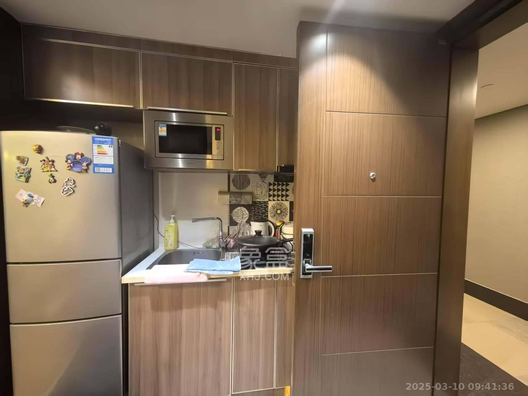 华远国际公寓  1室1厅1卫    3000.0元/月 华远国际公寓  1室1厅1卫    3000.0元/月室内图