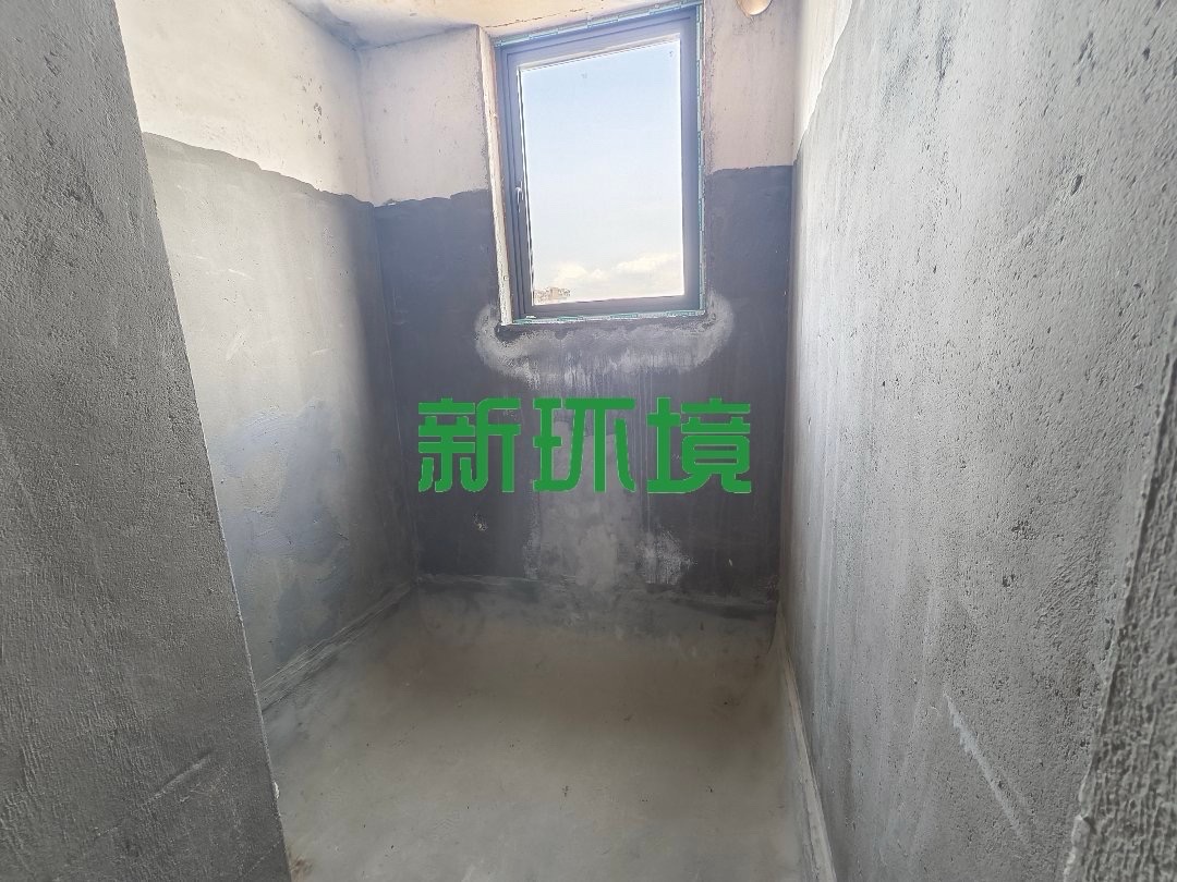 靛达广场  3室2厅2卫   69.80万客厅