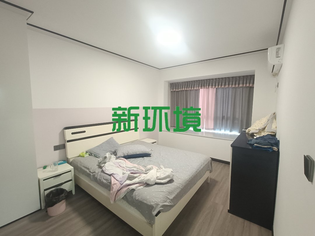 江与城  1室0厅0卫   85.80万客厅