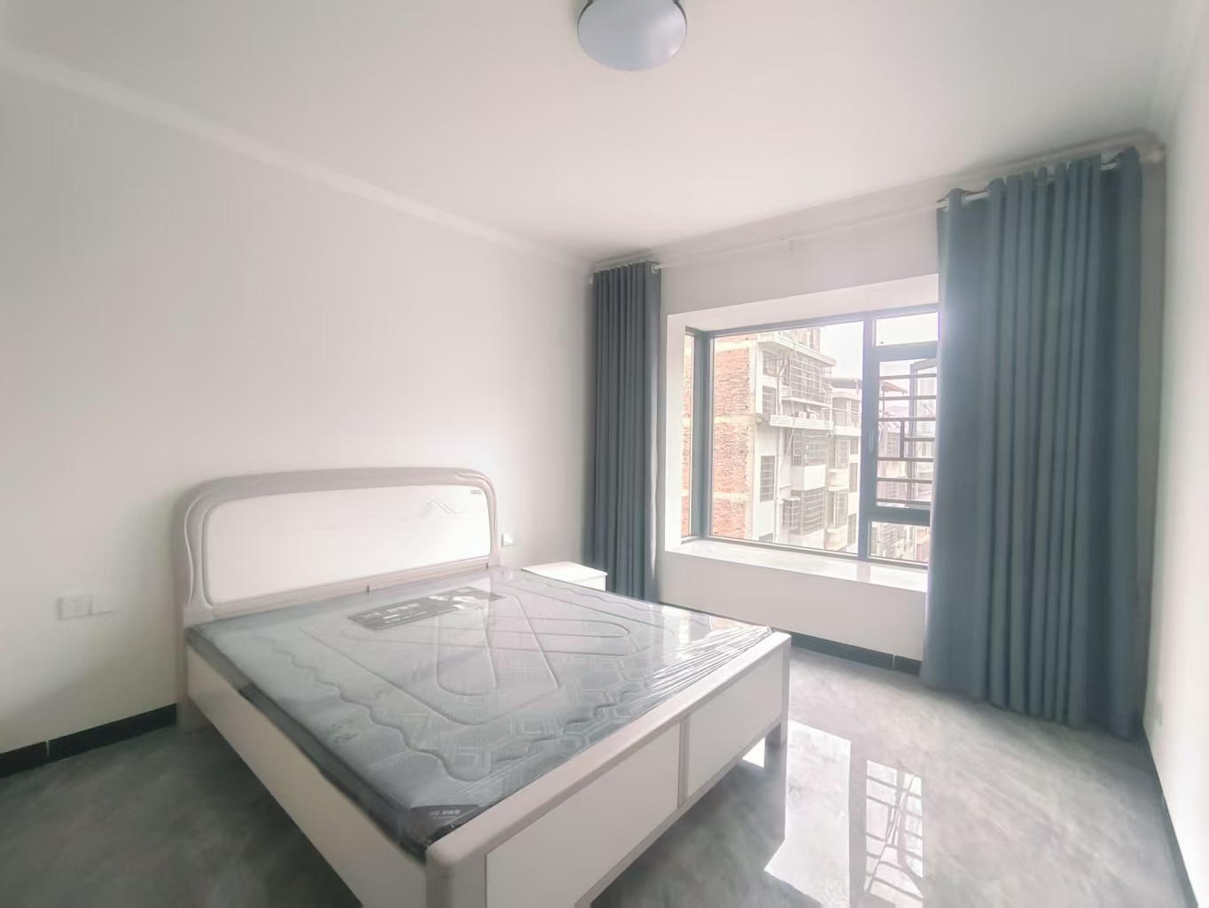 罗家小区西区 1室1厅1卫 800.0元/月 罗家小区西区 1室1厅1卫 800.0元/月室内图