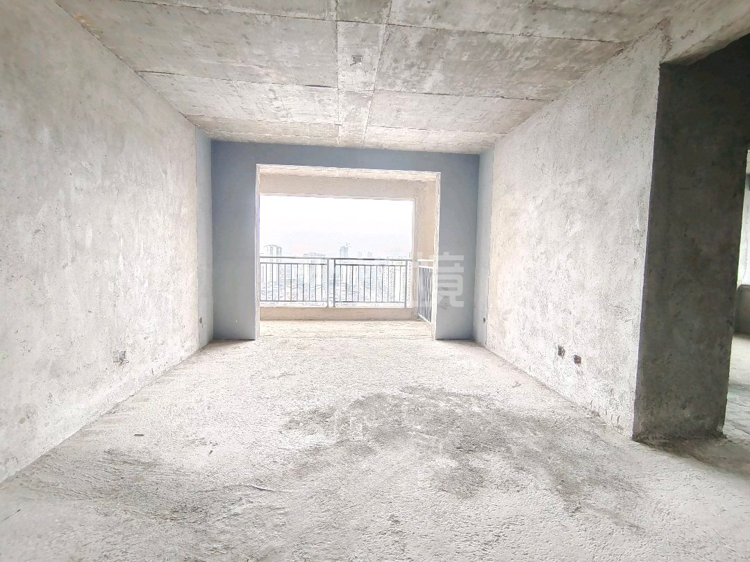 丽景天下二期 4室2厅2卫 82.8万 丽景天下二期 4室2厅2卫 82.8万客厅