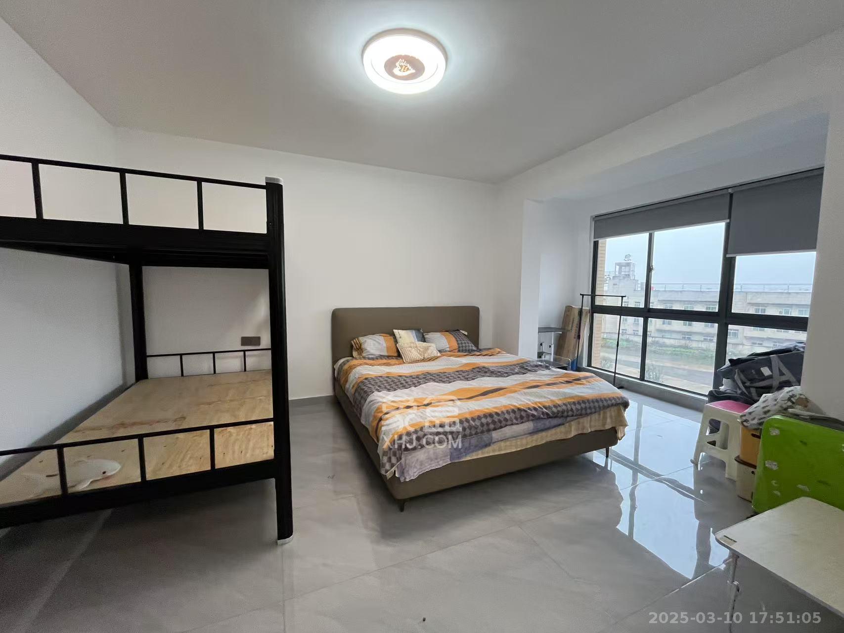 洋湖春园 4室2厅2卫 3000.0元/月 洋湖春园 4室2厅2卫 3000.0元/月室内图