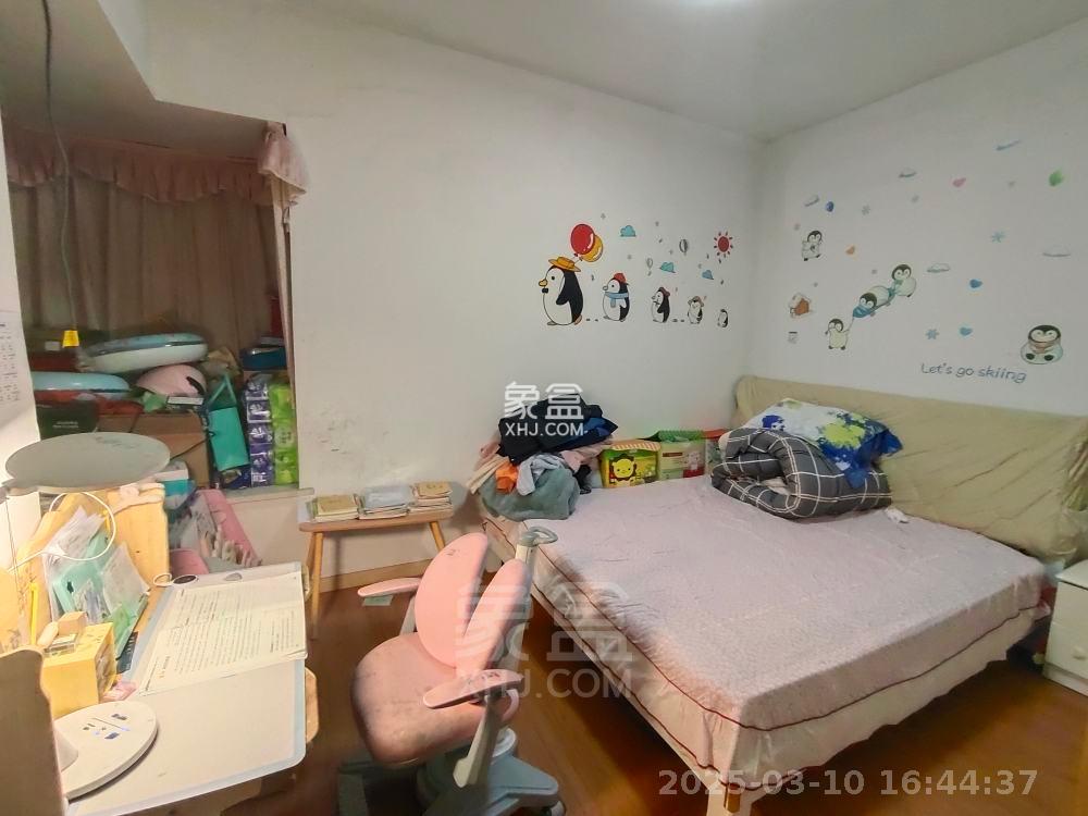 樱花地带 2室2厅1卫 1300.0元/月 樱花地带 2室2厅1卫 1300.0元/月室内图