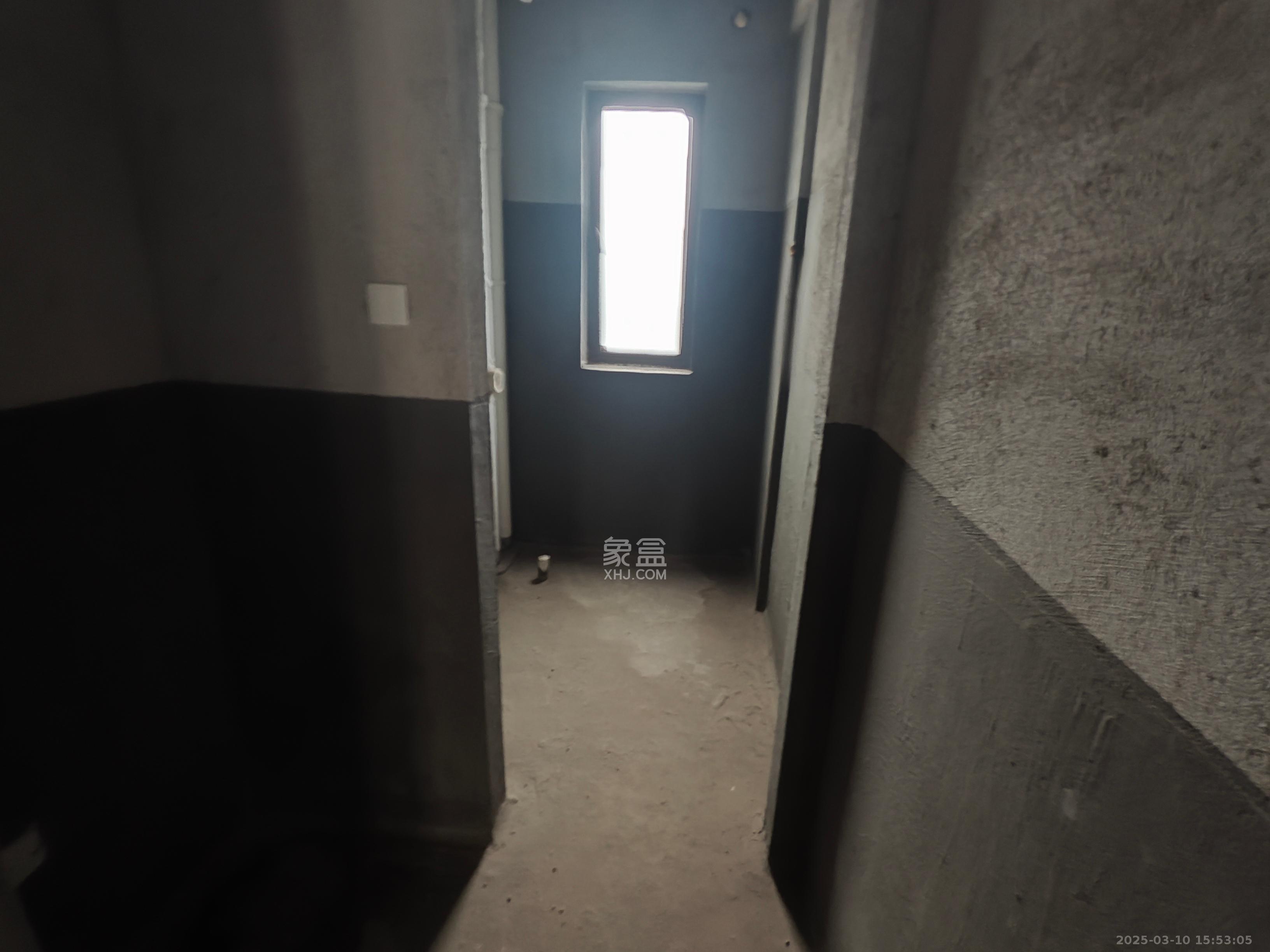 保利城(中航城国际社区、郡原美村) 1室2厅2卫 1000.0元/月 保利城(中航城国际社区、郡原美村) 1室2厅2卫 1000.0元/月室内图