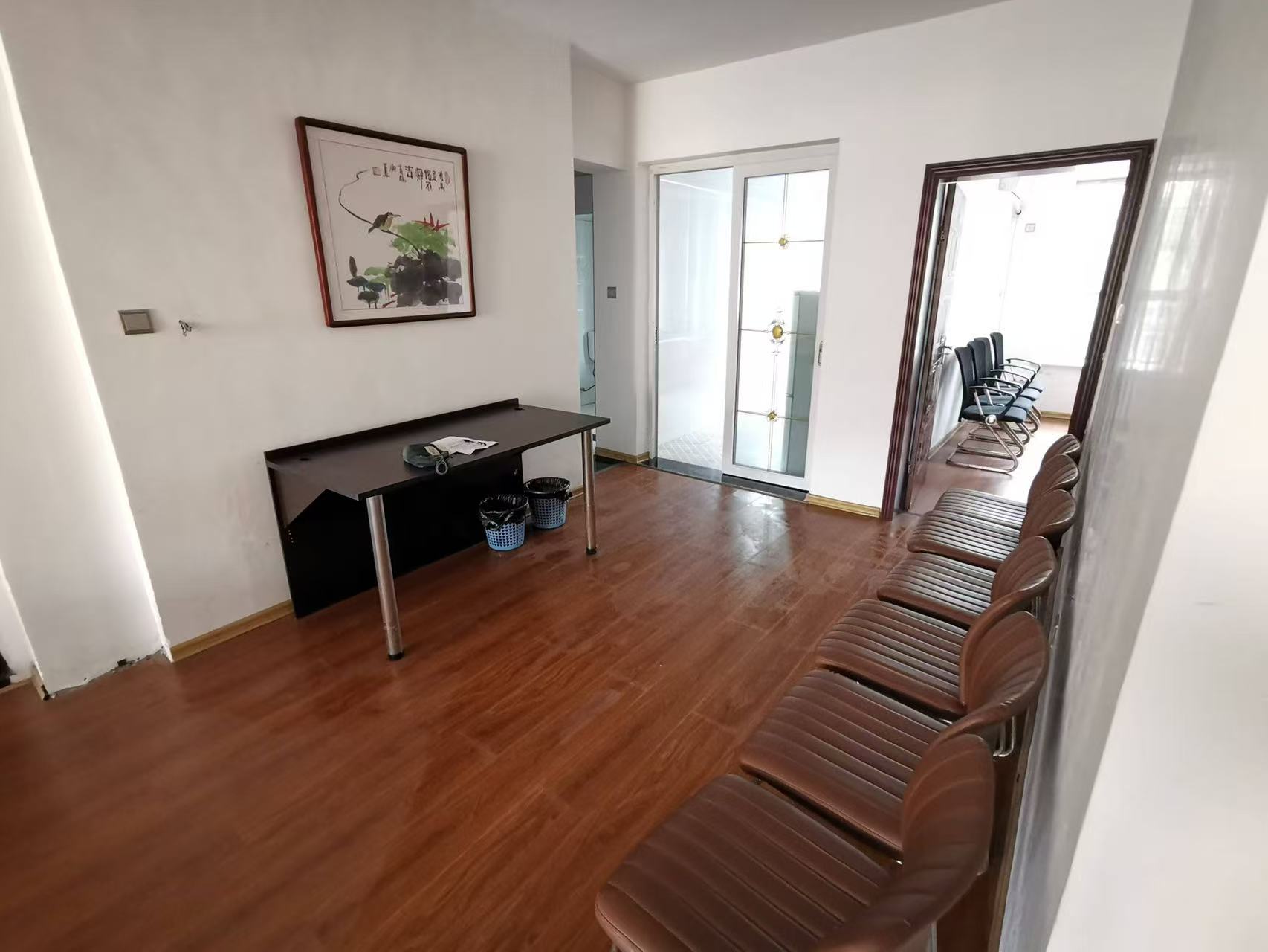 广成大厦 3室2厅1卫 1800.0元/月 广成大厦 3室2厅1卫 1800.0元/月室内图