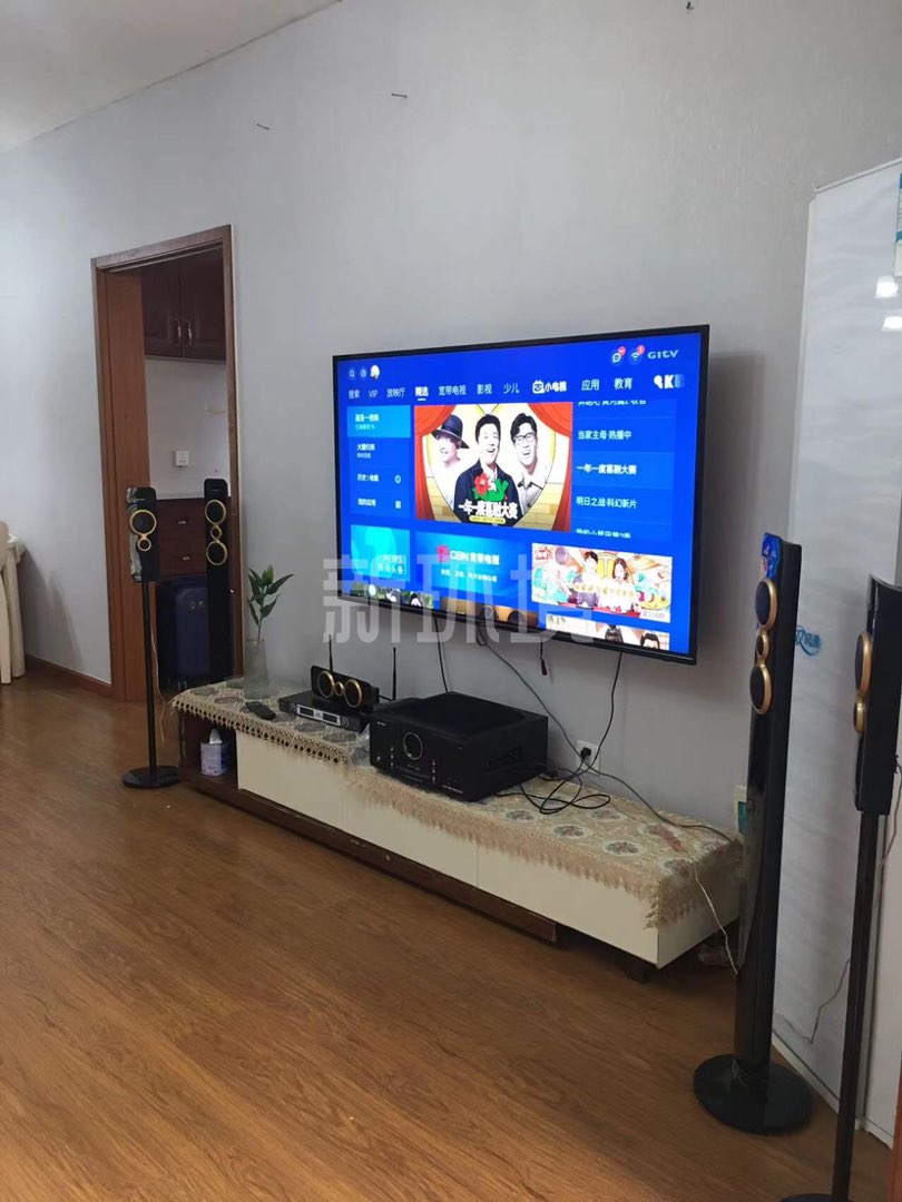蓝色港湾  3室2厅2卫   1700.00元/月室内图