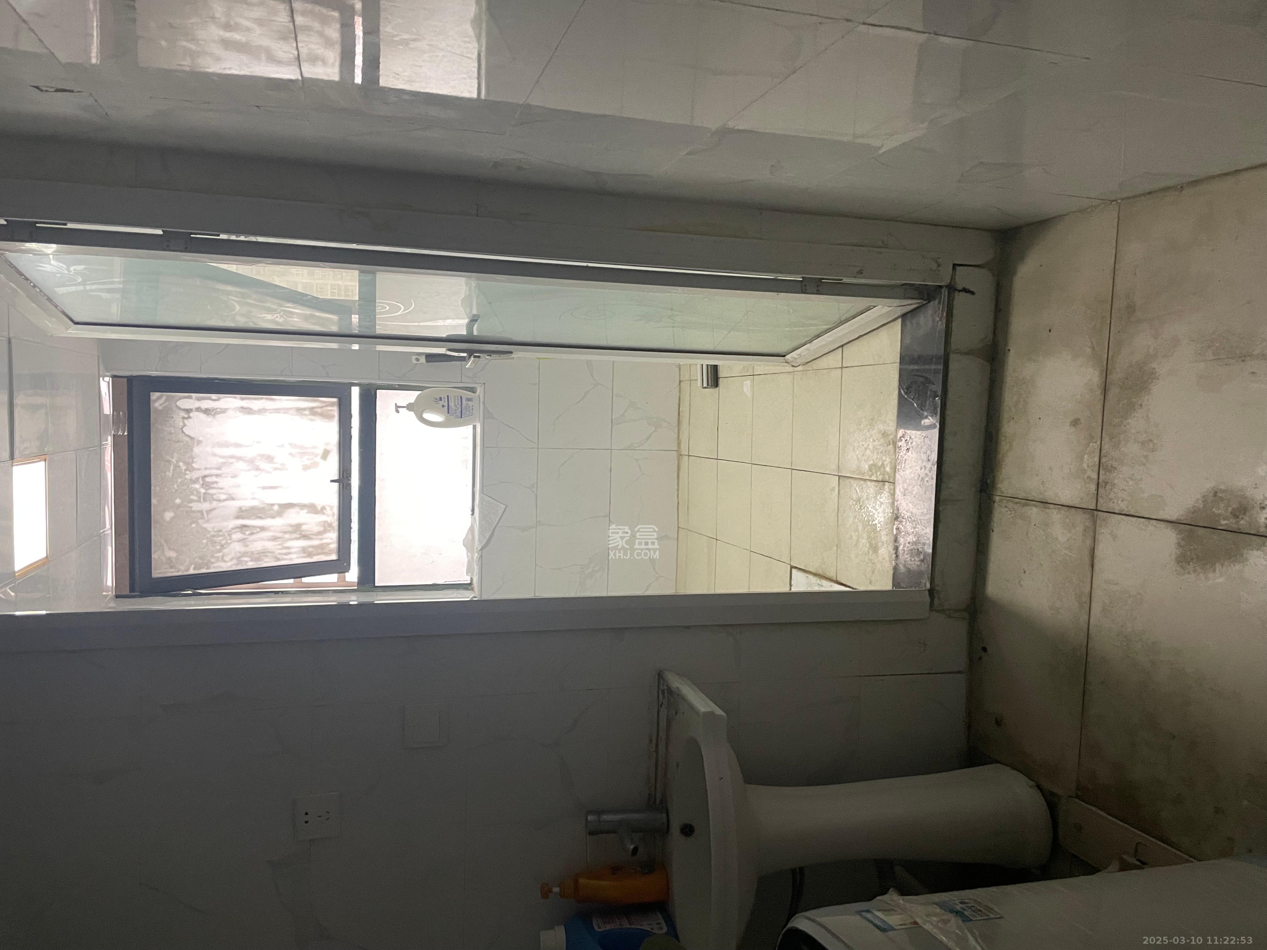 奥克斯广场 1室1厅1卫 850.0元/月 奥克斯广场 1室1厅1卫 850.0元/月室内图