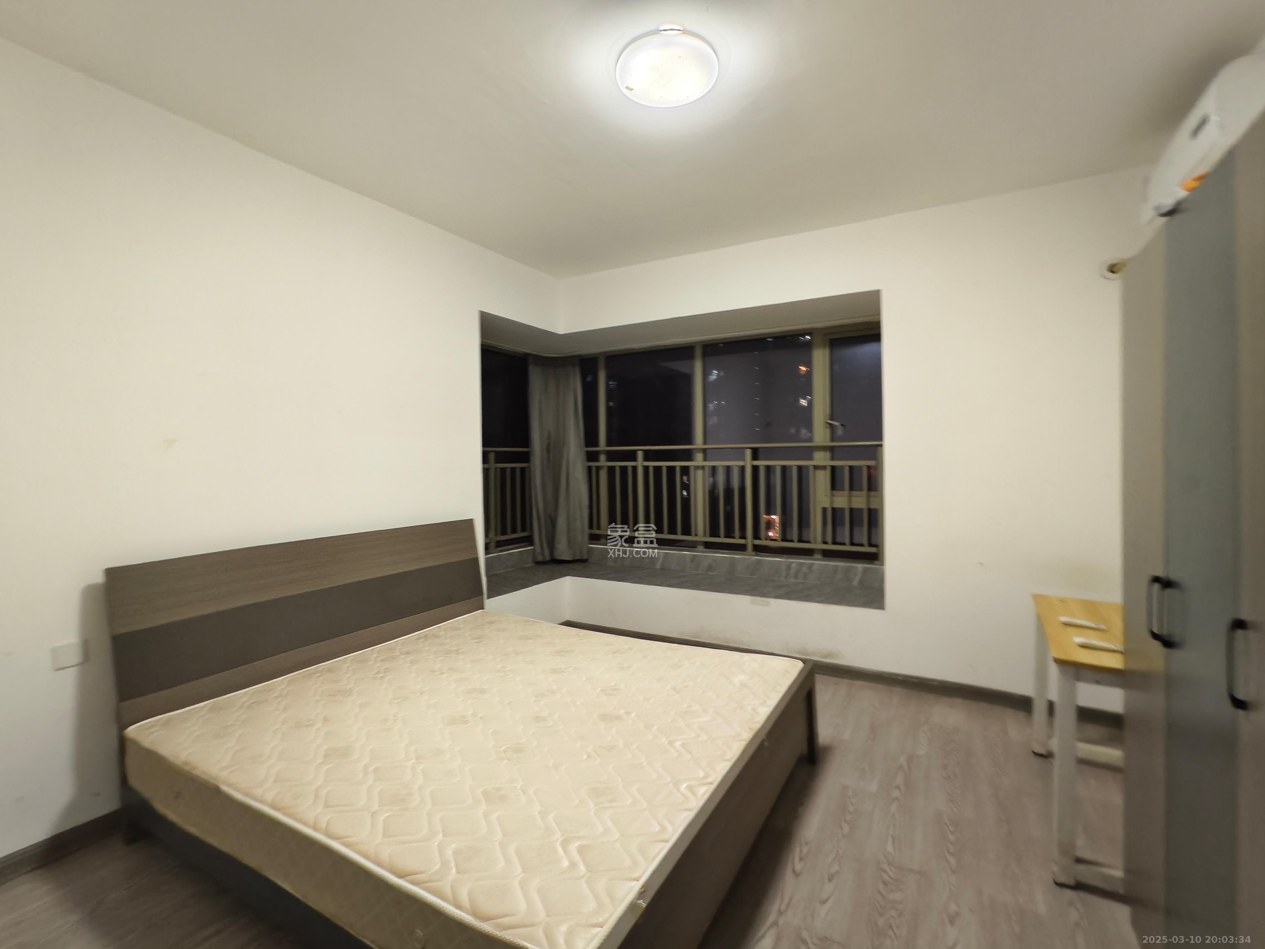 梅溪湖金茂湾 4室2厅2卫 3400.0元/月 梅溪湖金茂湾 4室2厅2卫 3400.0元/月室内图