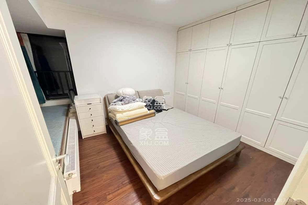 和景家园一期  3室2厅1卫    2600.0元/月 和景家园一期  3室2厅1卫    2600.0元/月室内图