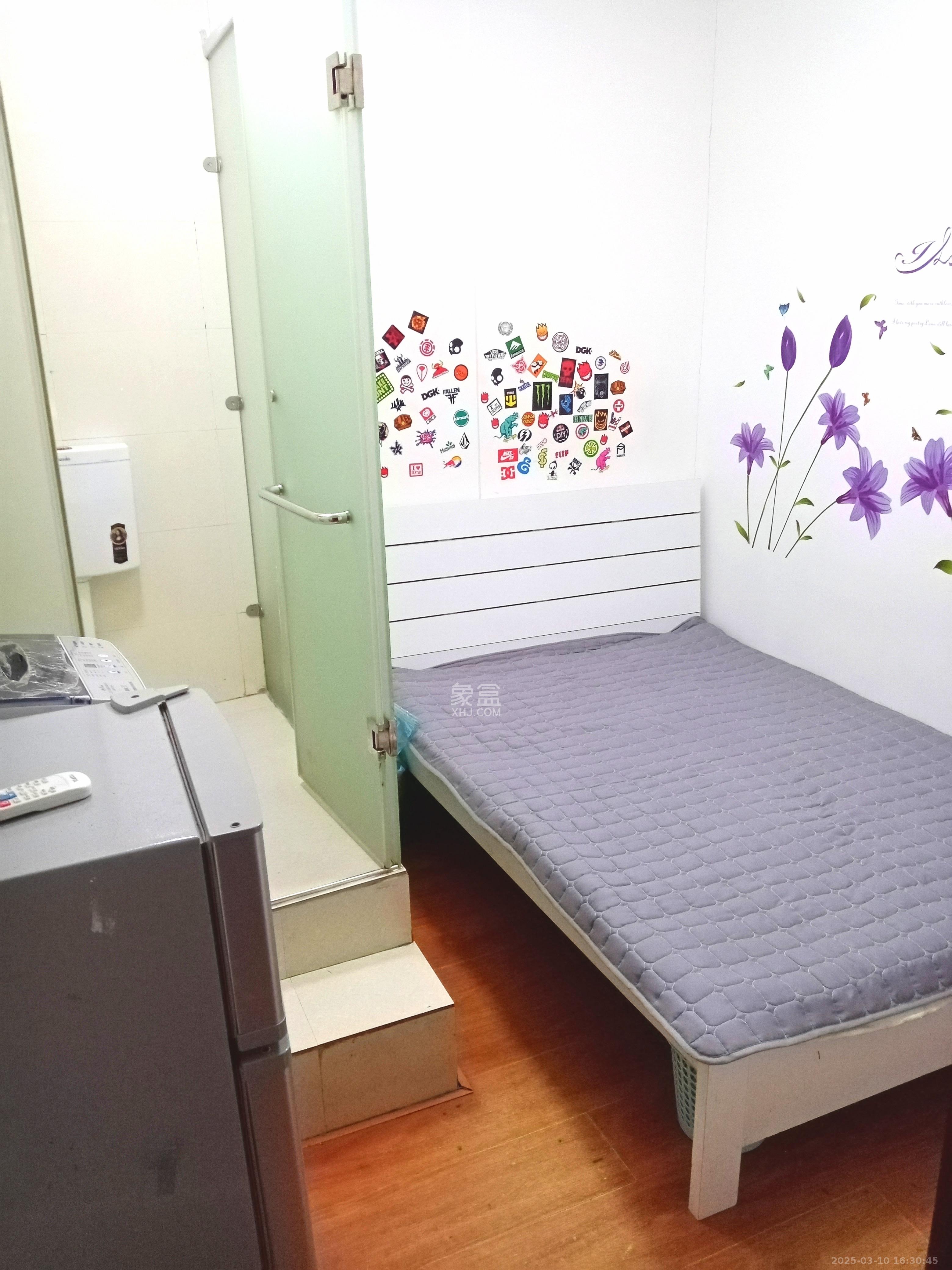 城市经典 1室1厅1卫 900.0元/月 城市经典 1室1厅1卫 900.0元/月室内图