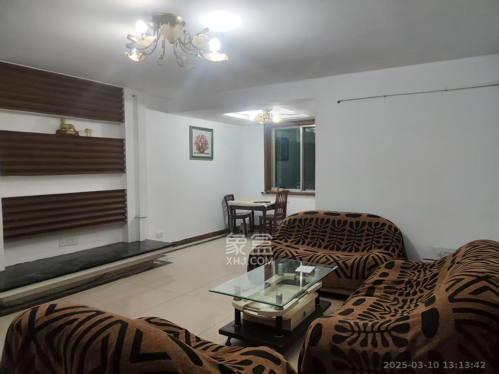 县府坪巷散盘 1室2厅2卫 1900.0元/月 县府坪巷散盘 1室2厅2卫 1900.0元/月室内图