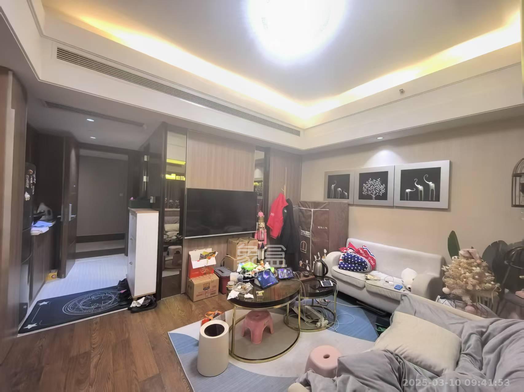 华远国际公寓  1室1厅1卫    3000.0元/月 华远国际公寓  1室1厅1卫    3000.0元/月室内图