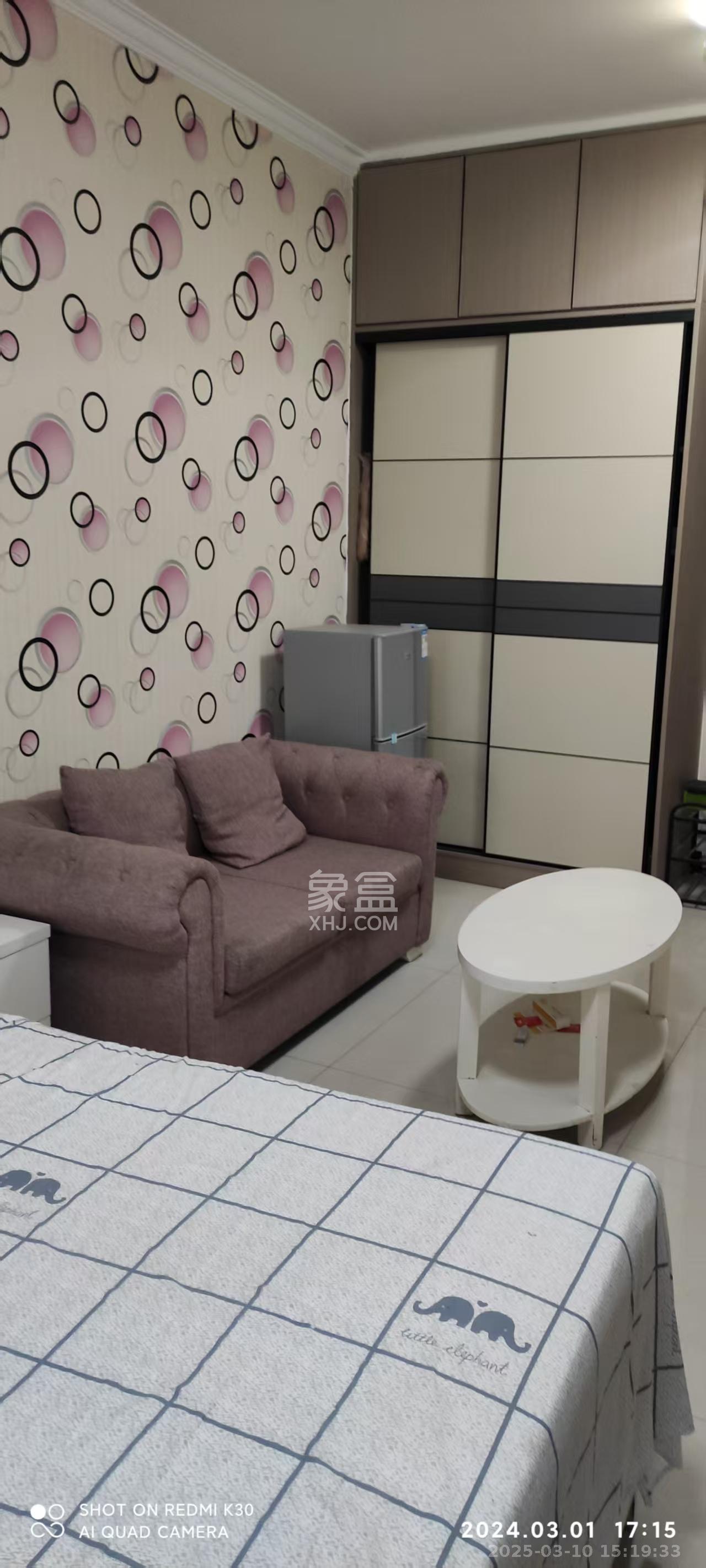 万科魅力之城  1室1厅1卫   1400.00元/月室内图