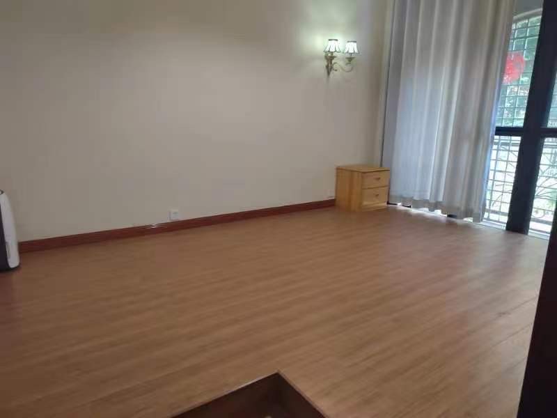 翡翠水城（住宅）  4室2厅2卫   5300.00元/月户型图