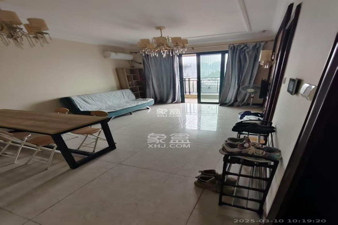 恒大雅苑 3室1厅1卫 2000.0元/月 恒大雅苑 3室1厅1卫 2000.0元/月室内图