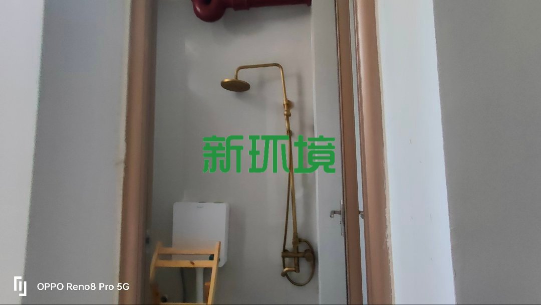 市委一号院 3室2厅1卫 30.0万 市委一号院 3室2厅1卫 30.0万客厅