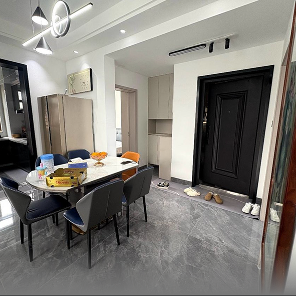 云泰天麓 4室2厅2卫 98.0万 云泰天麓 4室2厅2卫 98.0万客厅