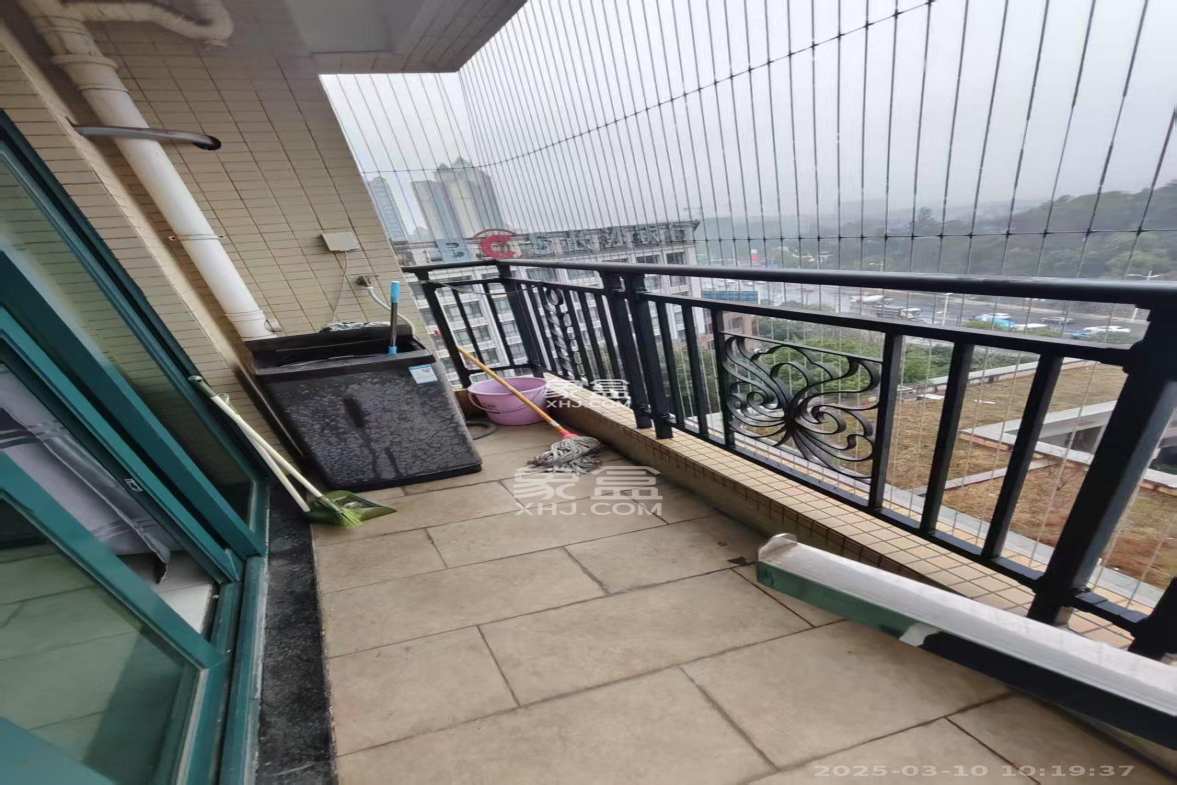 恒大雅苑 3室1厅1卫 2000.0元/月 恒大雅苑 3室1厅1卫 2000.0元/月室内图