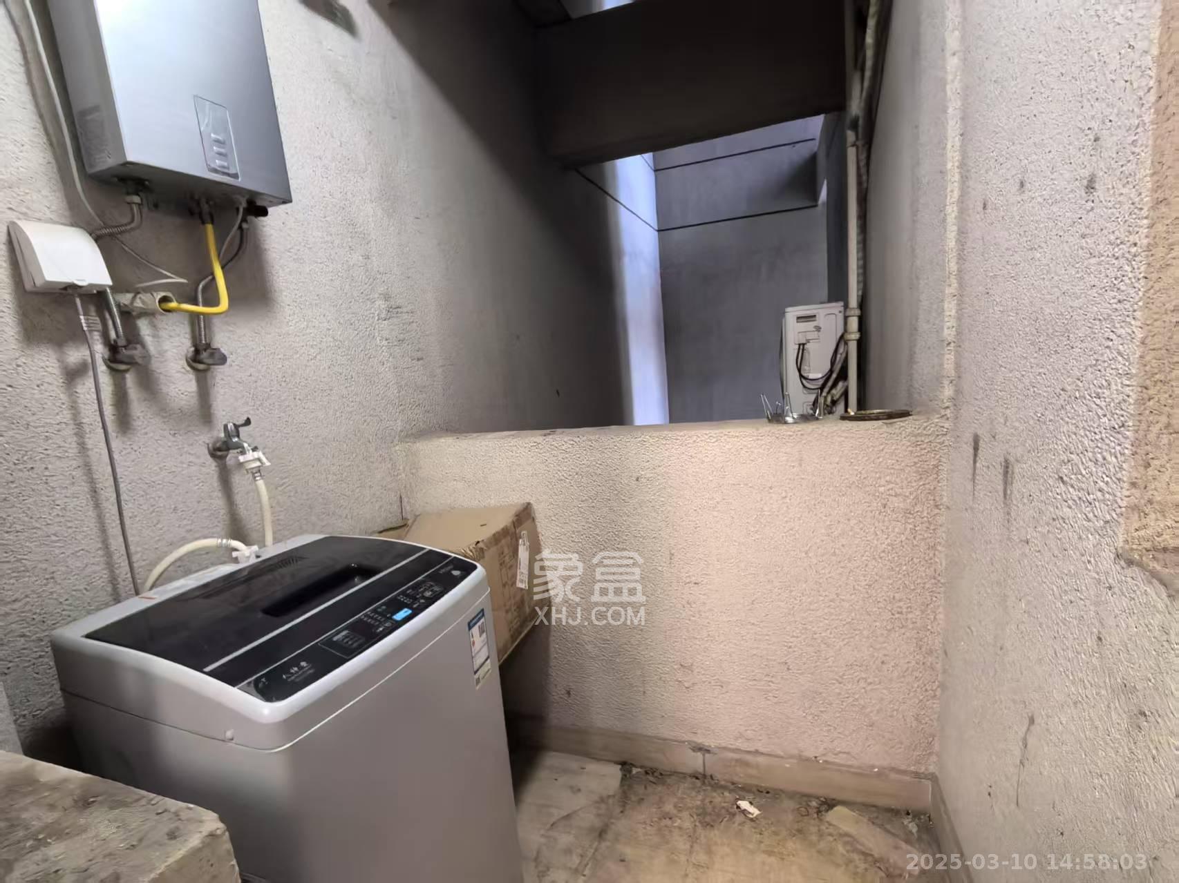 碧桂园公园壹号(凯怡茗苑) 3室2厅1卫 1600.0元/月 碧桂园公园壹号(凯怡茗苑) 3室2厅1卫 1600.0元/月室内图