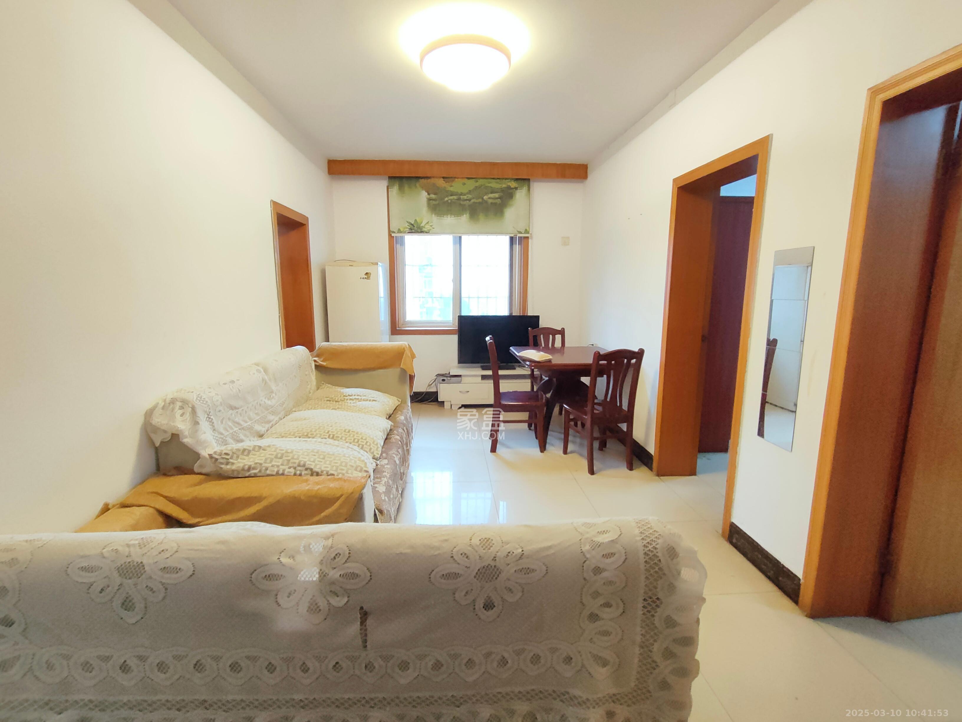 桂花路铁建宿舍  3室2厅1卫   1400.00元/月室内图