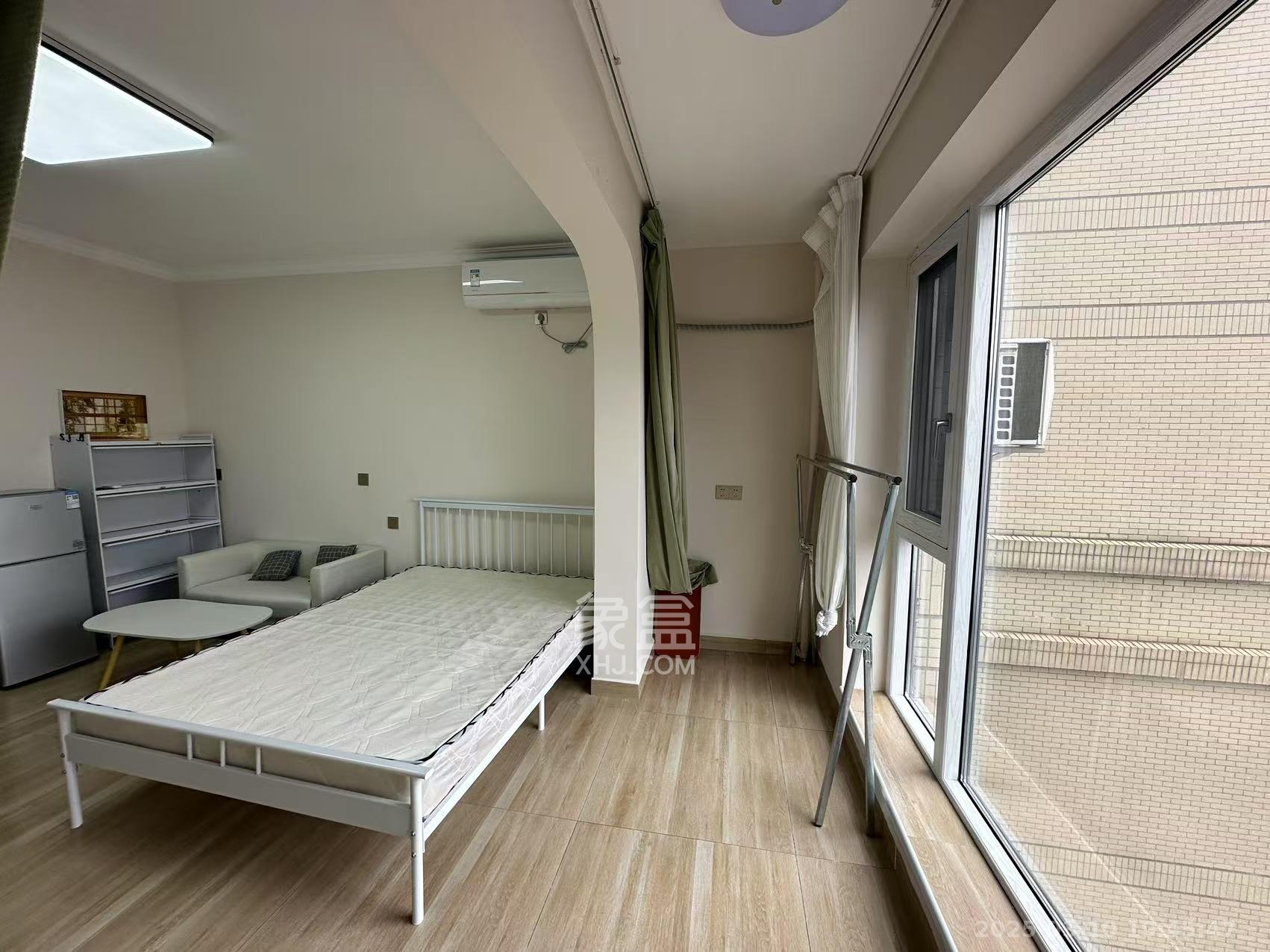 橘郡礼顿山  1室1厅1卫   1200.00元/月室内图