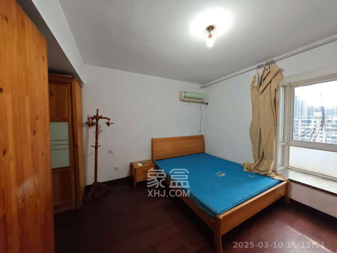 天城泰祥苑 3室2厅2卫 2500.0元/月 天城泰祥苑 3室2厅2卫 2500.0元/月室内图