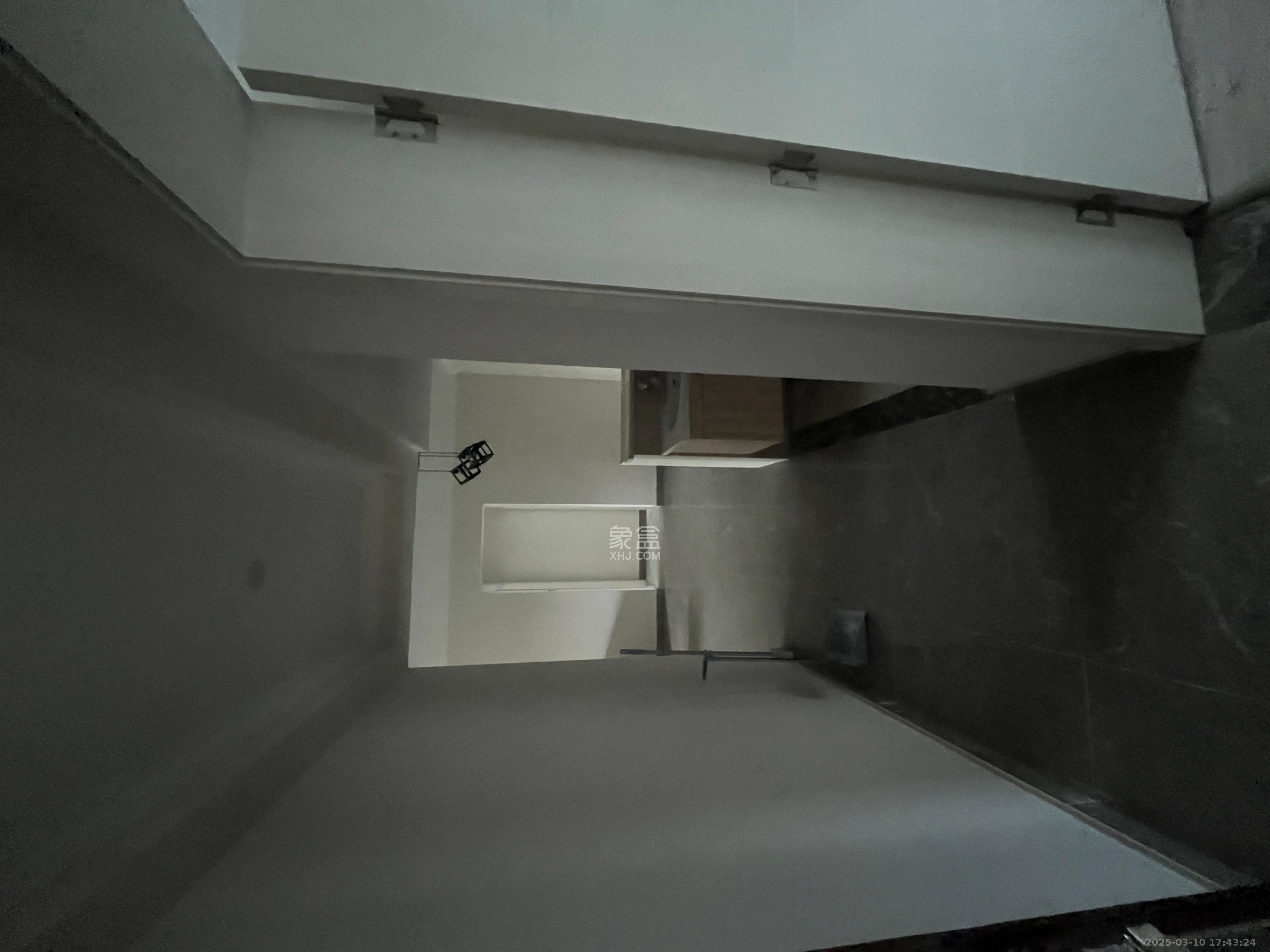 保利城（中航城国际社区、郡原美村）  3室2厅2卫    1800.0元/月室内图