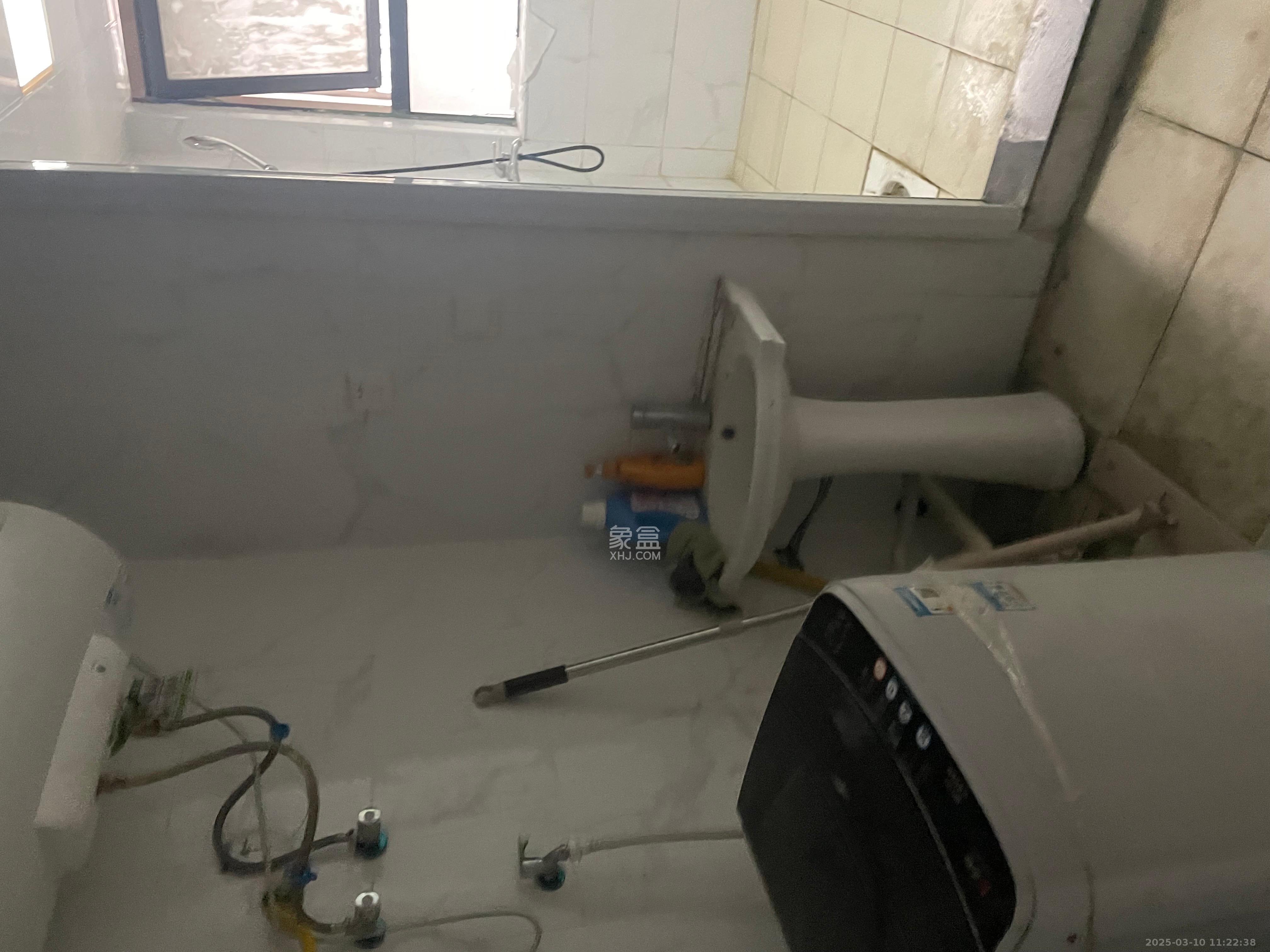 奥克斯广场 1室1厅1卫 850.0元/月 奥克斯广场 1室1厅1卫 850.0元/月室内图