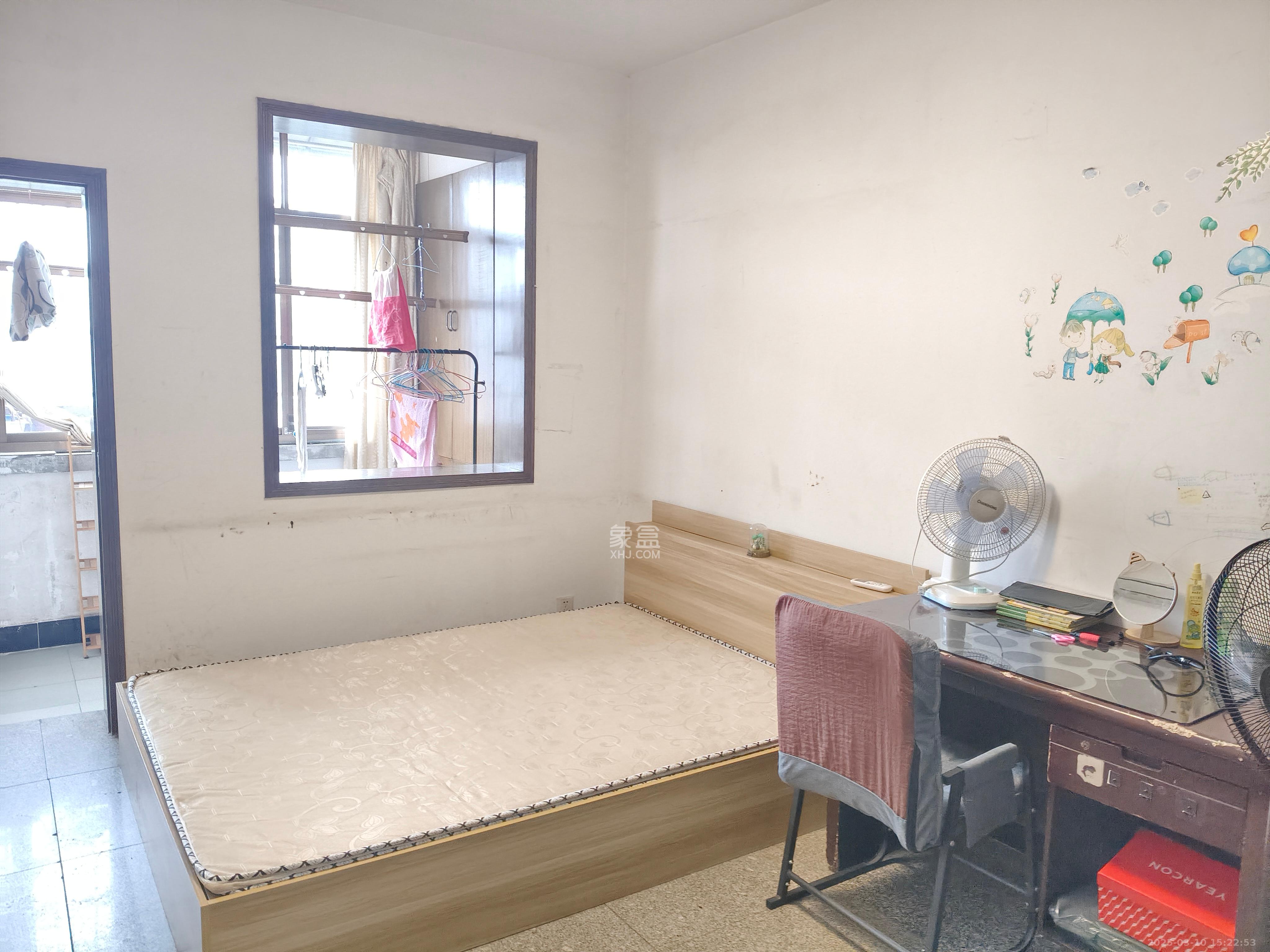 福星小区 2室2厅1卫 700.0元/月 福星小区 2室2厅1卫 700.0元/月室内图