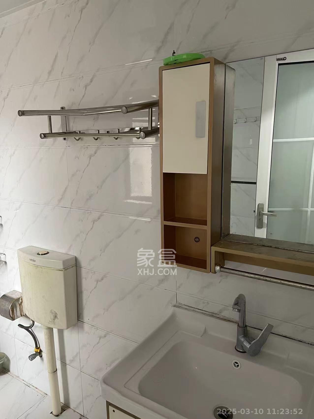 中国铁建梅溪青秀二期 1室0厅0卫 1250.0元/月 中国铁建梅溪青秀二期 1室0厅0卫 1250.0元/月室内图