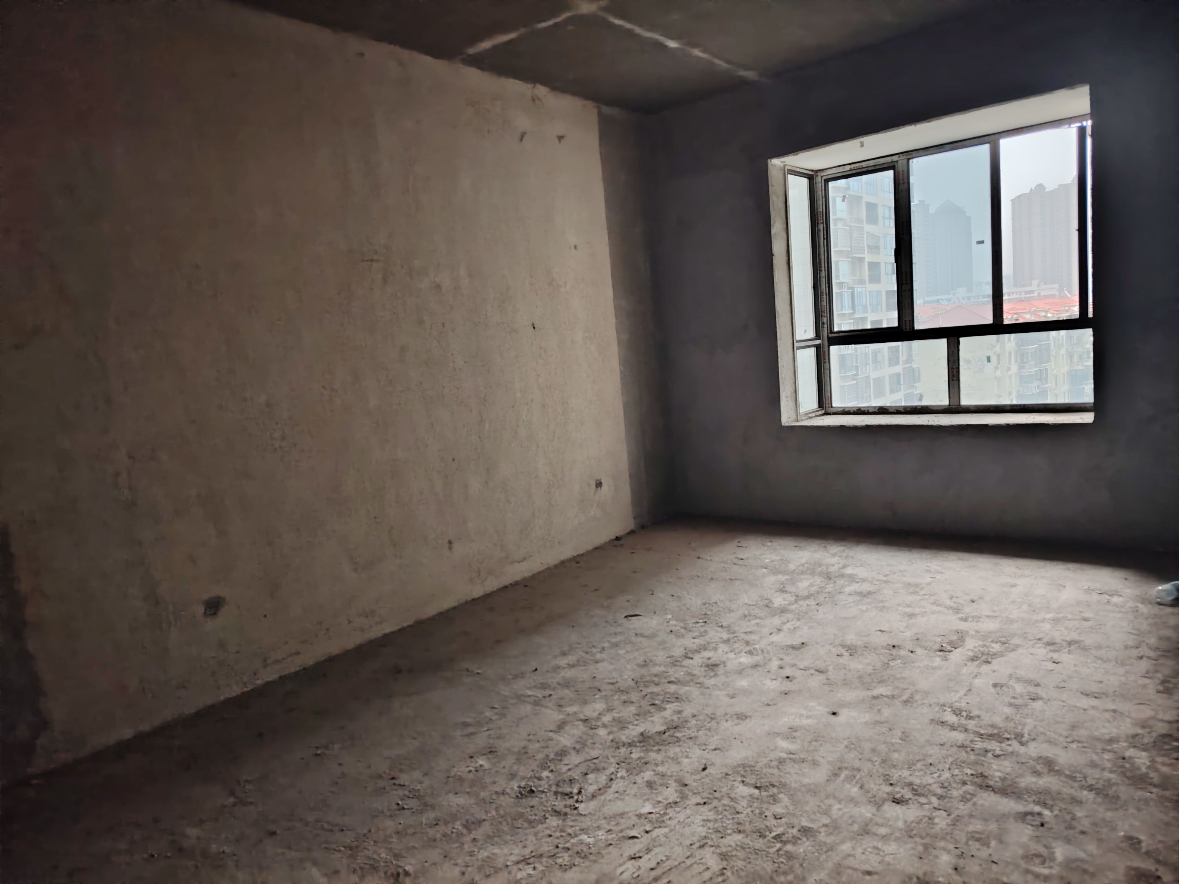 孙水明珠  3室2厅2卫    60.0万客厅