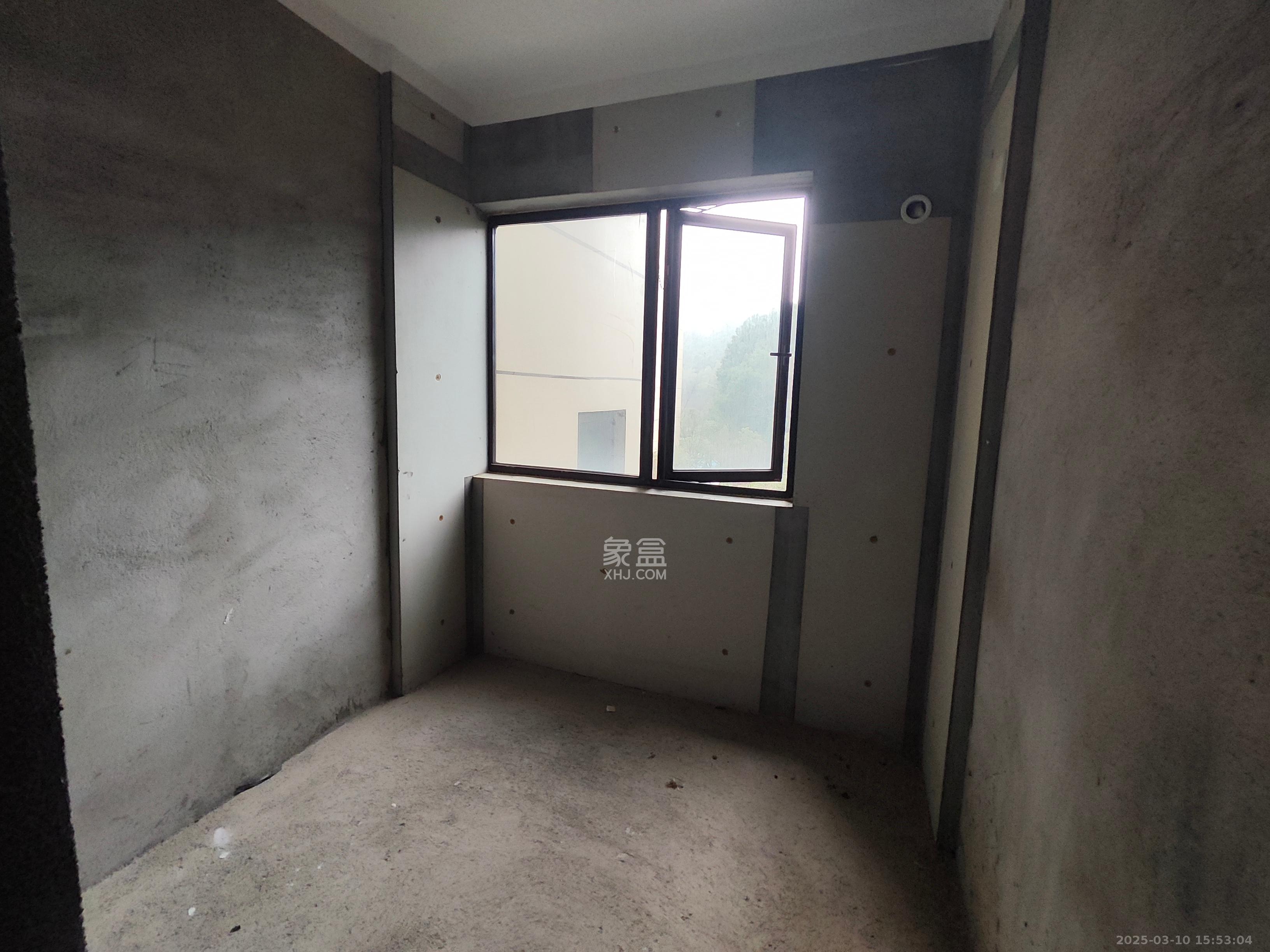 保利城(中航城国际社区、郡原美村)  1室2厅2卫    1000.0元/月 保利城(中航城国际社区、郡原美村)  1室2厅2卫    1000.0元/月