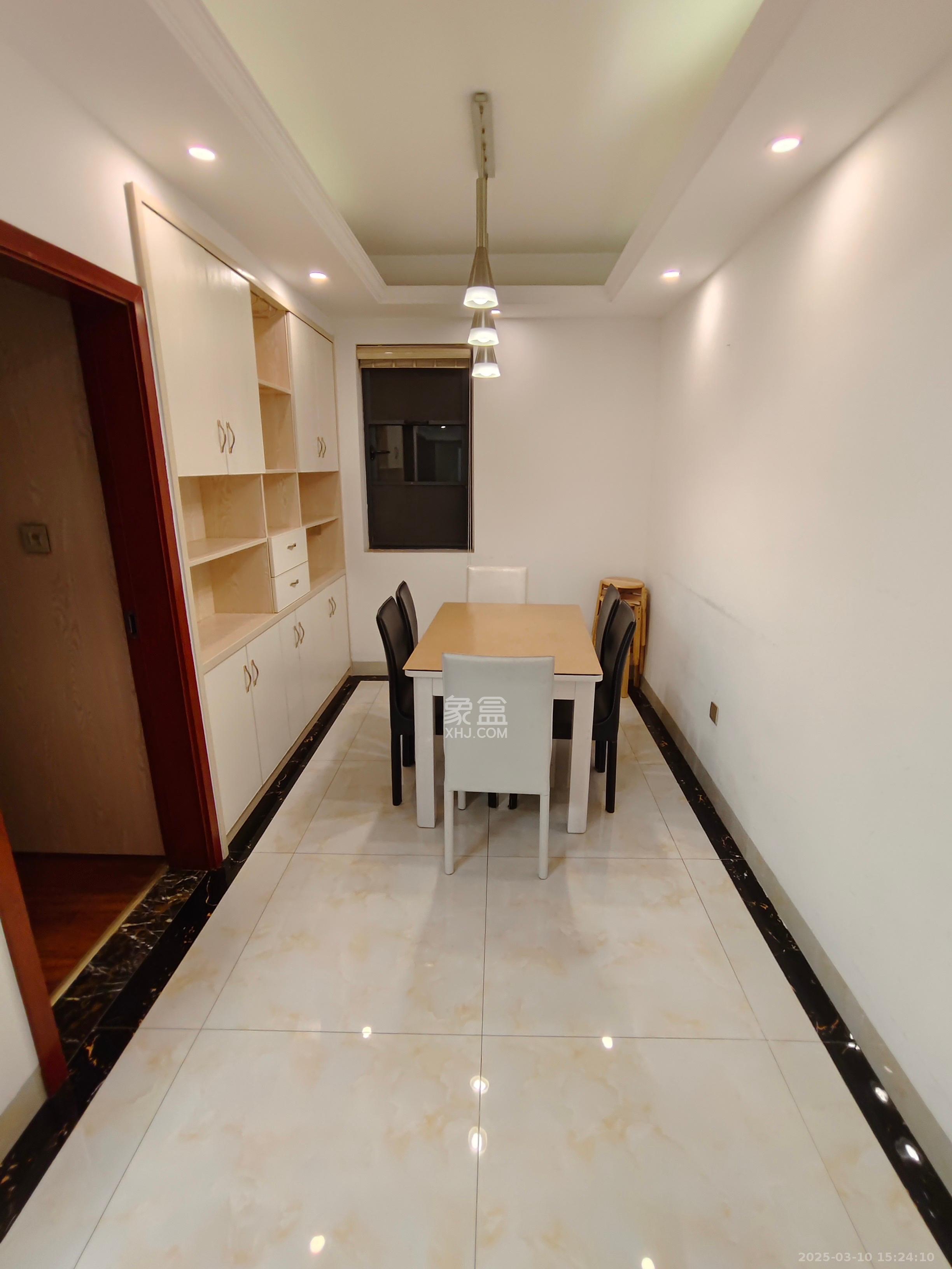 公园9号 2室2厅1卫 3800.0元/月 公园9号 2室2厅1卫 3800.0元/月室内图