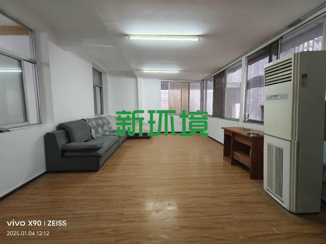 十字街工商银行宿舍  5室2厅2卫    1450.0元/月 十字街工商银行宿舍  5室2厅2卫    1450.0元/月室内图