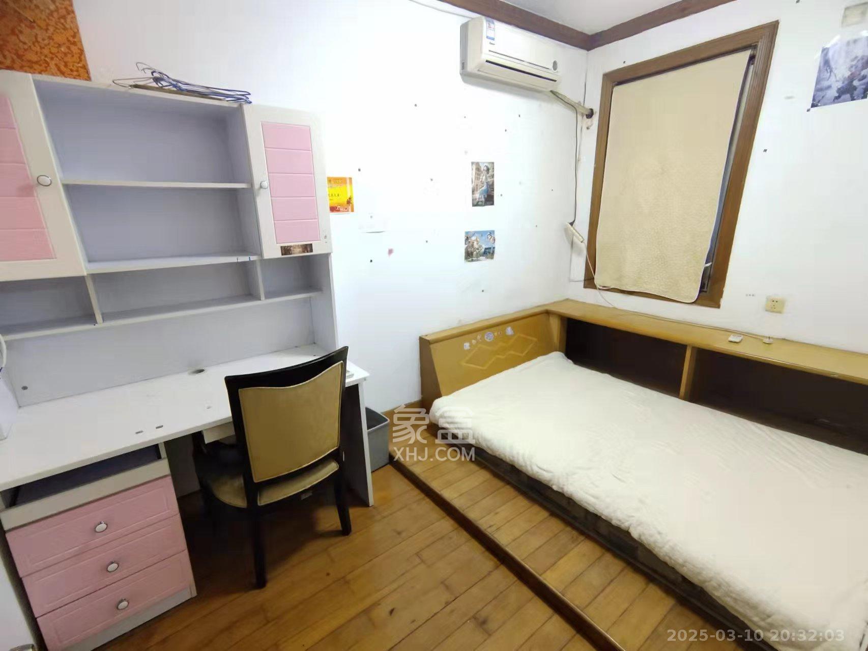 水泵厂宿舍  3室2厅1卫   1600.00元/月室内图