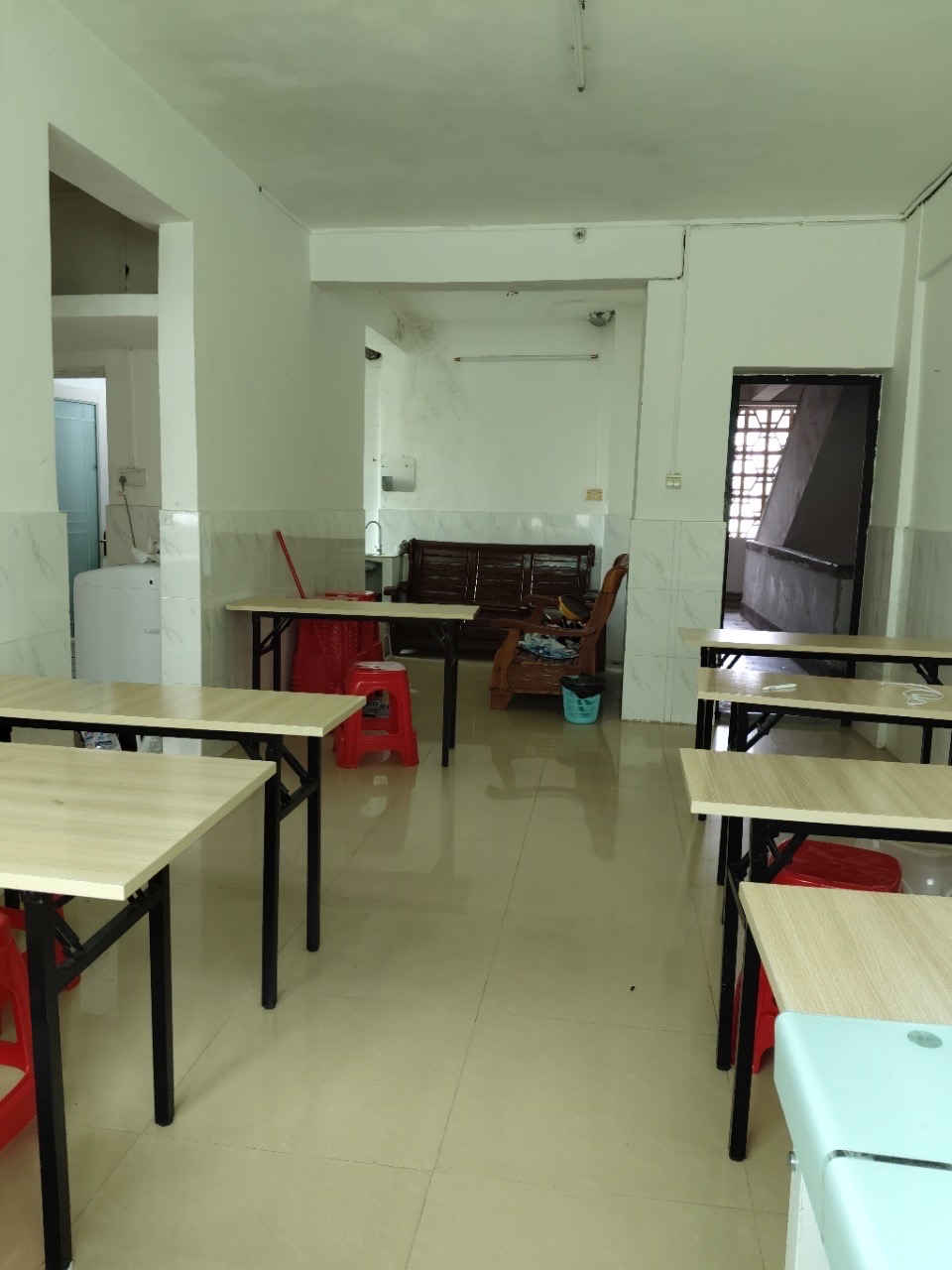 万福新村 2室2厅1卫 61.0万 万福新村 2室2厅1卫 61.0万客厅