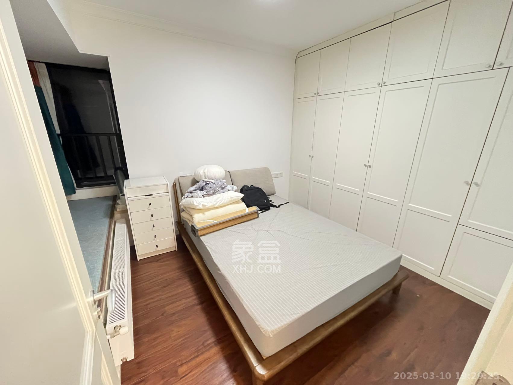 和景家园  3室2厅1卫   2500.00元/月室内图