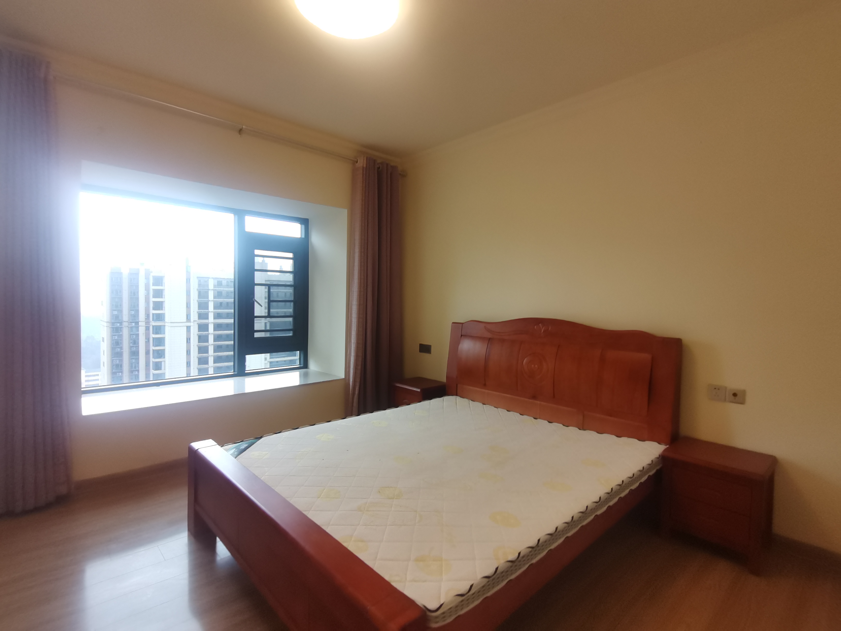 碧桂园梓山府 4室2厅2卫 2600.0元/月 碧桂园梓山府 4室2厅2卫 2600.0元/月室内图