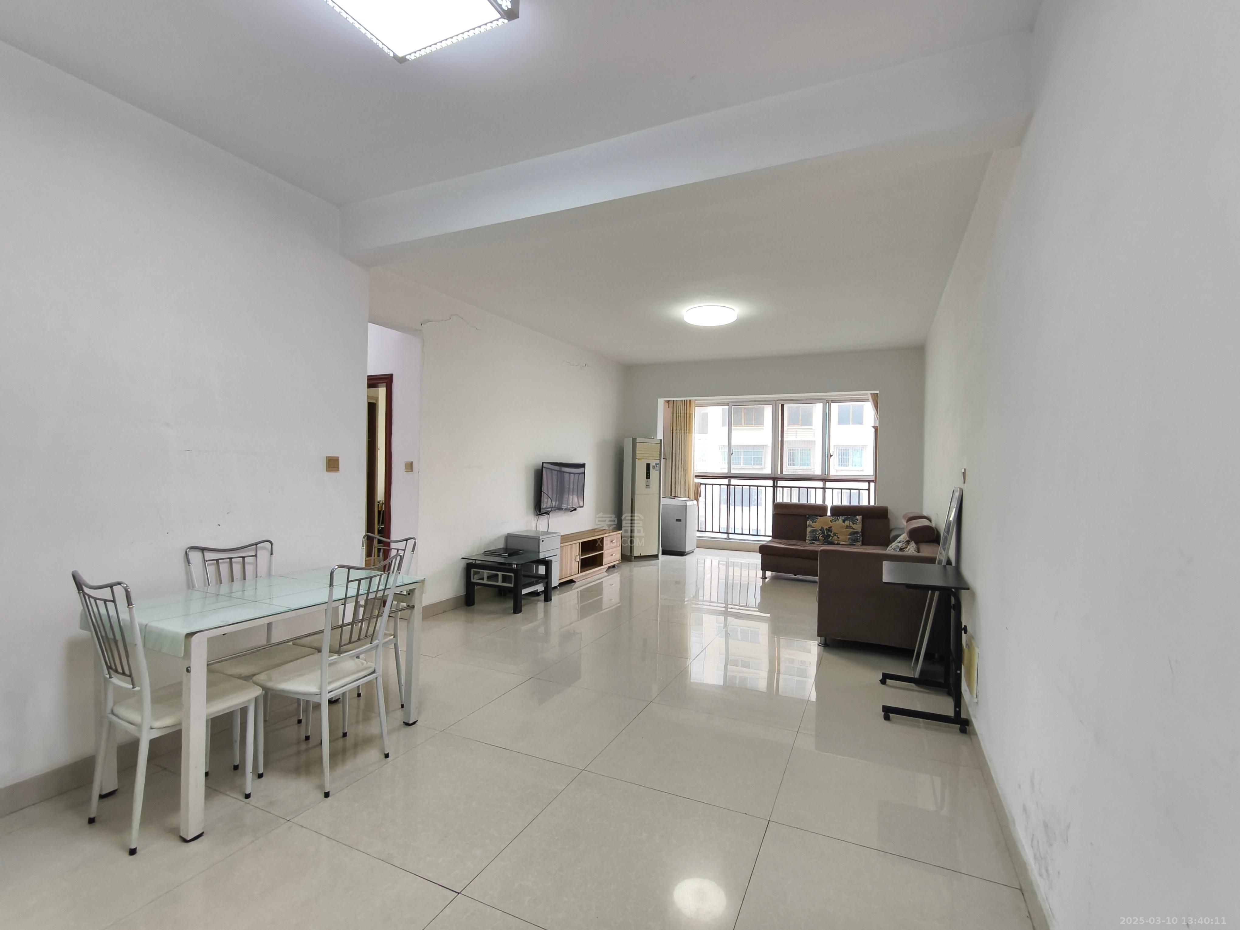 康馨佳园 3室2厅1卫 1600.0元/月 康馨佳园 3室2厅1卫 1600.0元/月室内图