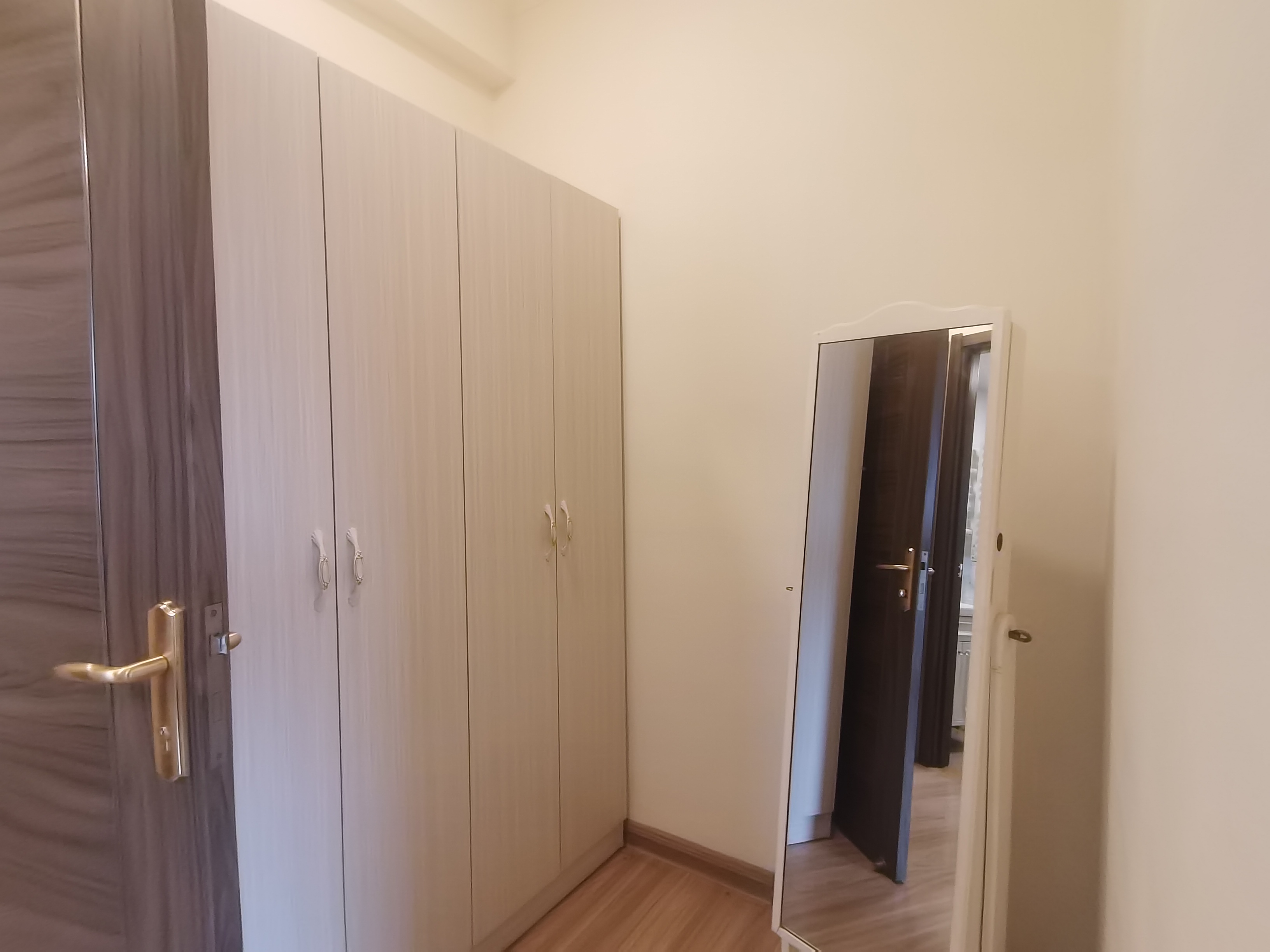 碧桂园梓山府 4室2厅2卫 2600.0元/月 碧桂园梓山府 4室2厅2卫 2600.0元/月室内图