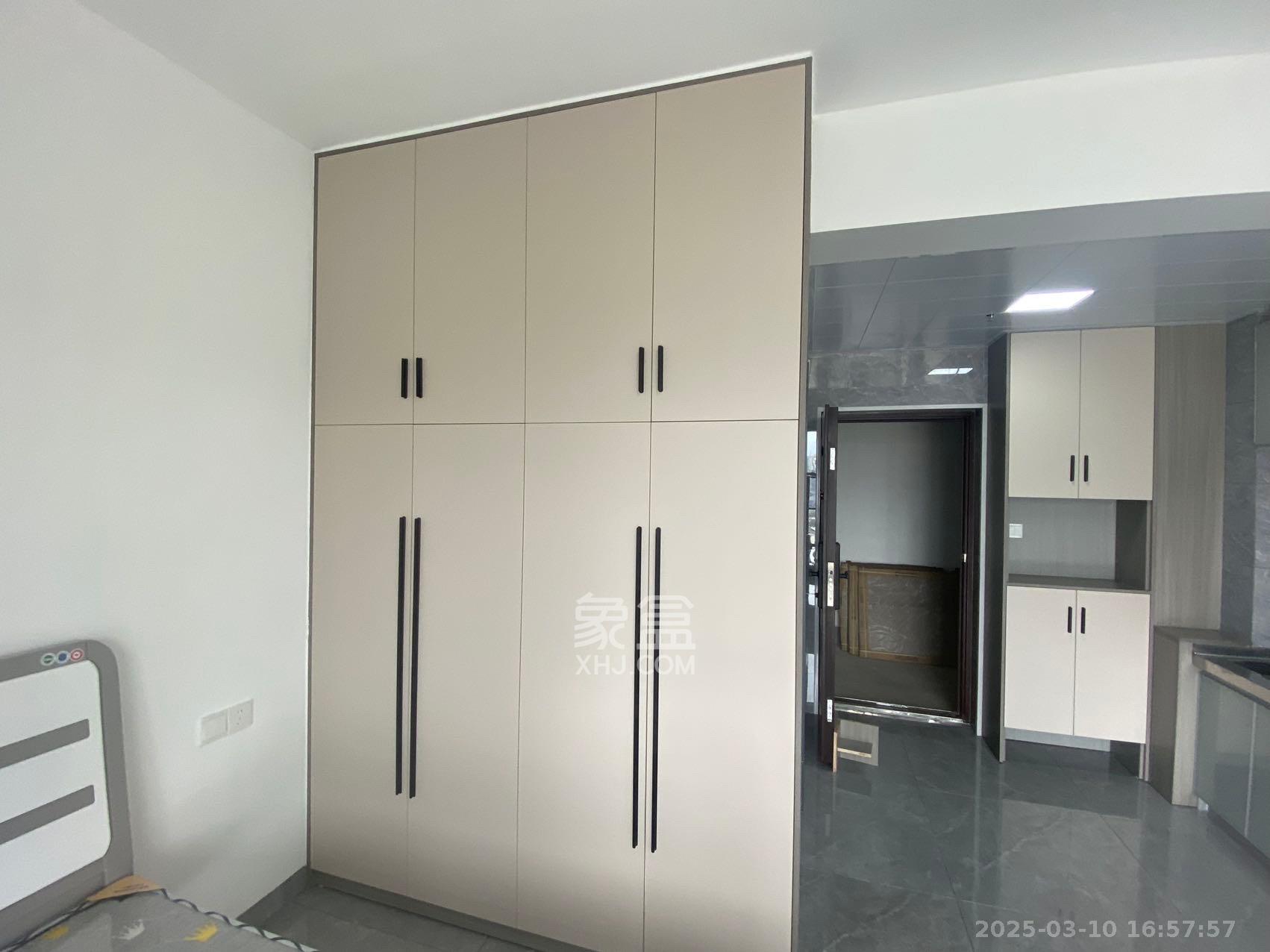 裕天国际商汇中心 1室0厅0卫 1500.0元/月 裕天国际商汇中心 1室0厅0卫 1500.0元/月室内图