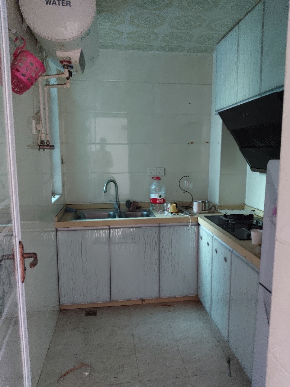 金美花园 2室1厅1卫 63.0万 金美花园 2室1厅1卫 63.0万客厅