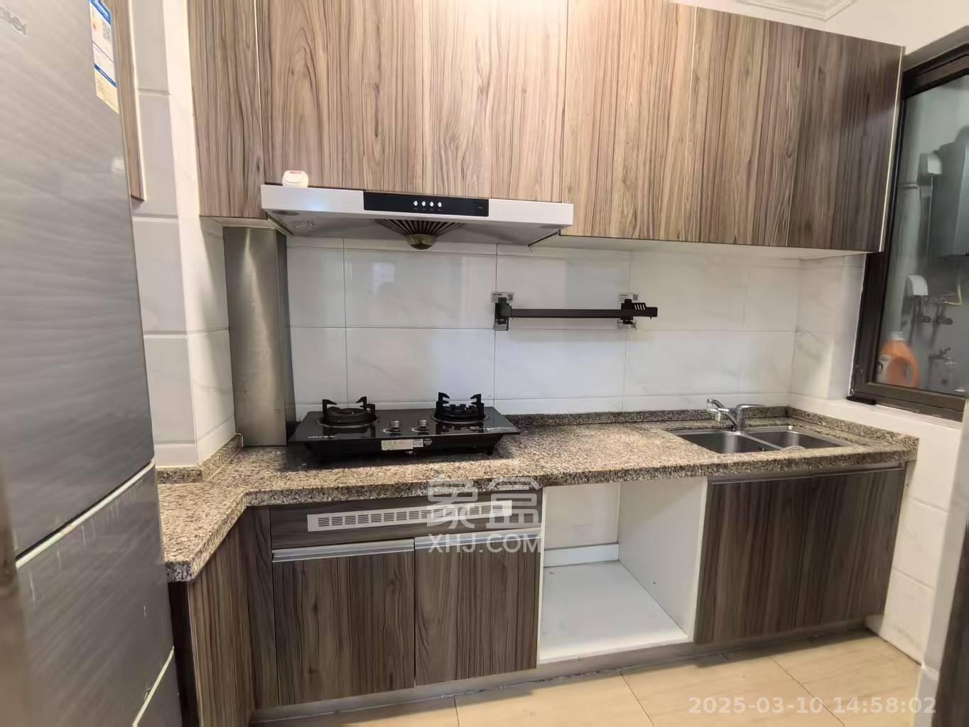 碧桂园公园壹号(凯怡茗苑) 3室2厅1卫 1600.0元/月 碧桂园公园壹号(凯怡茗苑) 3室2厅1卫 1600.0元/月室内图