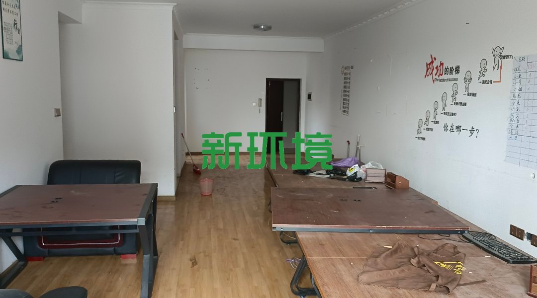 澧园金丰  3室2厅2卫   1500.00元/月室内图